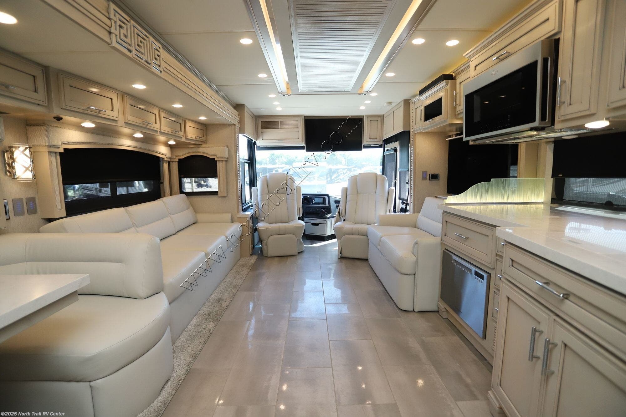 Used 2023 Newmar Ventana 4326 available in Fort Myers, Florida