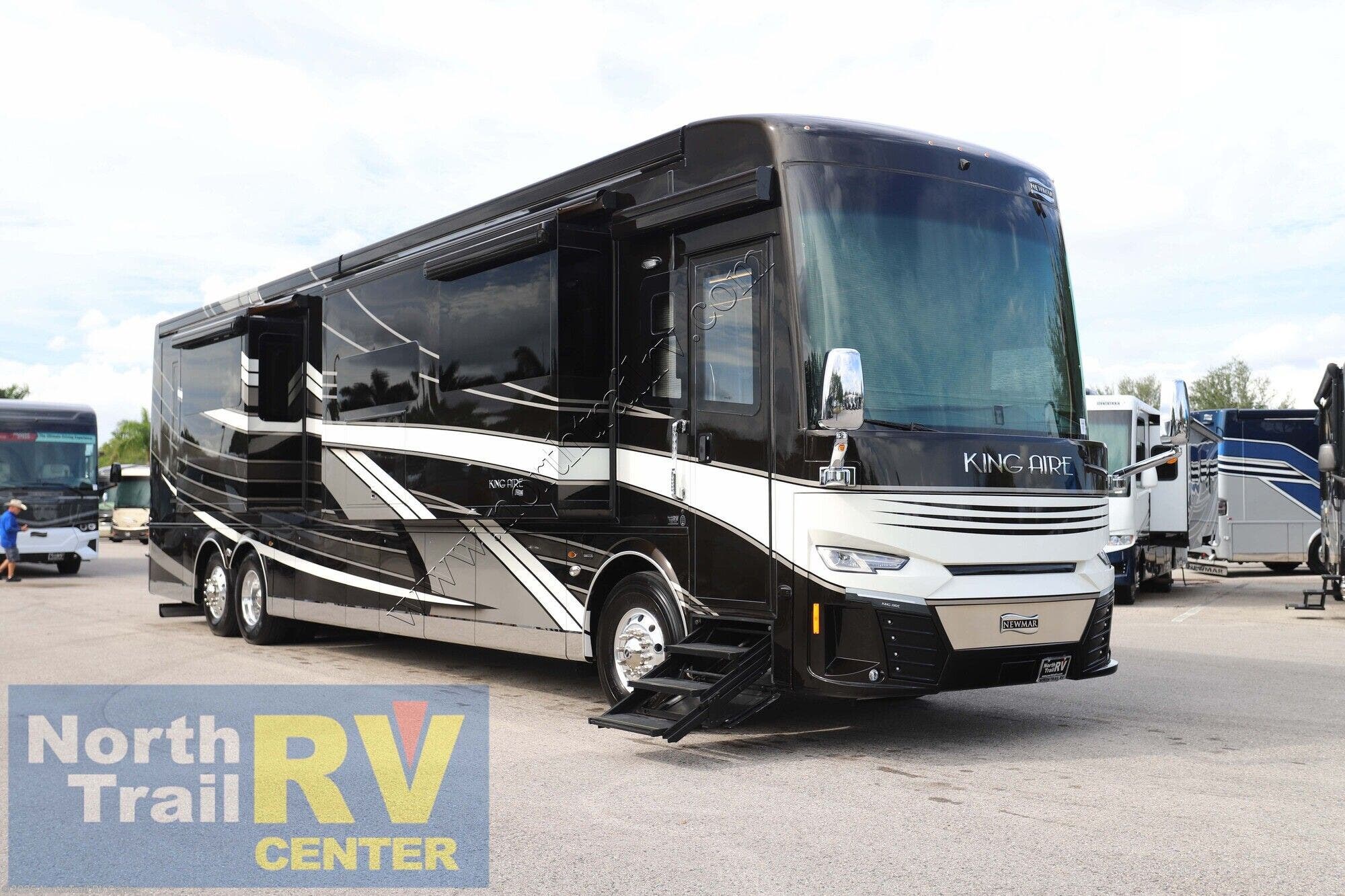 Email now about this 2023 Newmar King Aire 4531! Used 2023 Newmar King Aire 4531 available in Fort Myers, Florida