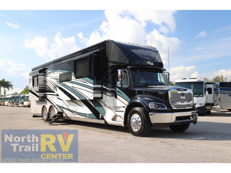 Email now about this 2022 Newmar Supreme Aire 4575! Used 2022 Newmar Supreme Aire 4575 available in Fort Myers, Florida