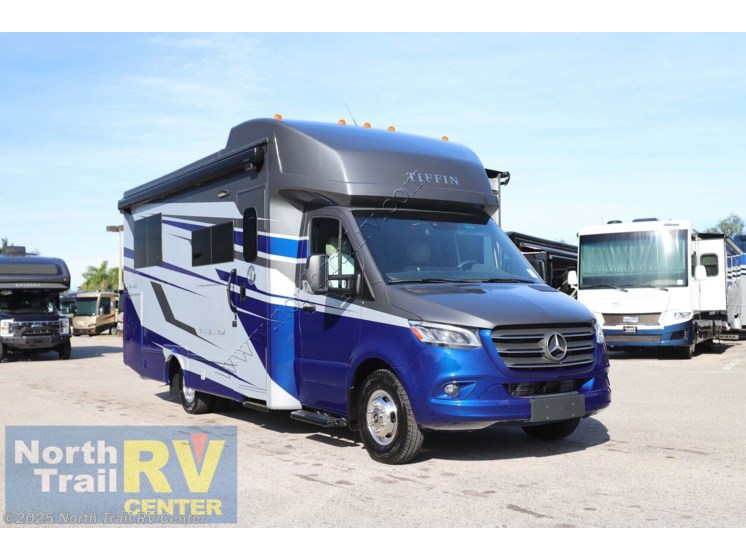 Email now about this 2026 Tiffin Wayfarer 25XLW! New 2026 Tiffin Wayfarer 25XLW available in Fort Myers, Florida