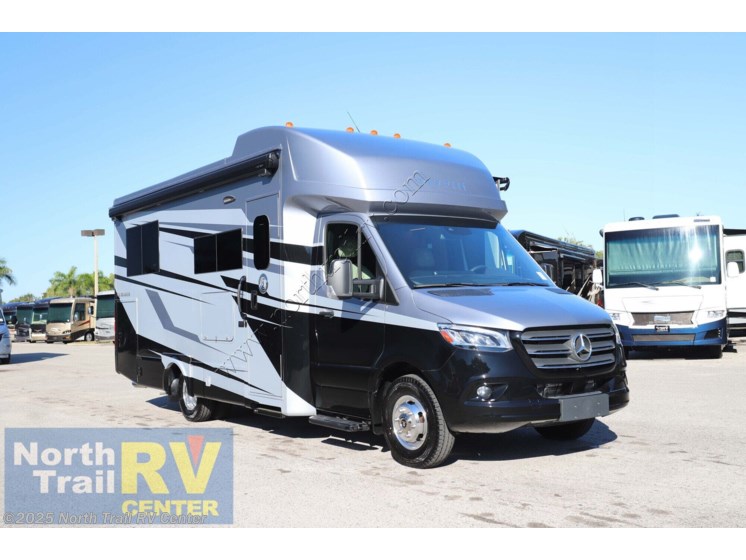 Email now about this 2026 Tiffin Wayfarer 25XLW! New 2026 Tiffin Wayfarer 25XLW available in Fort Myers, Florida