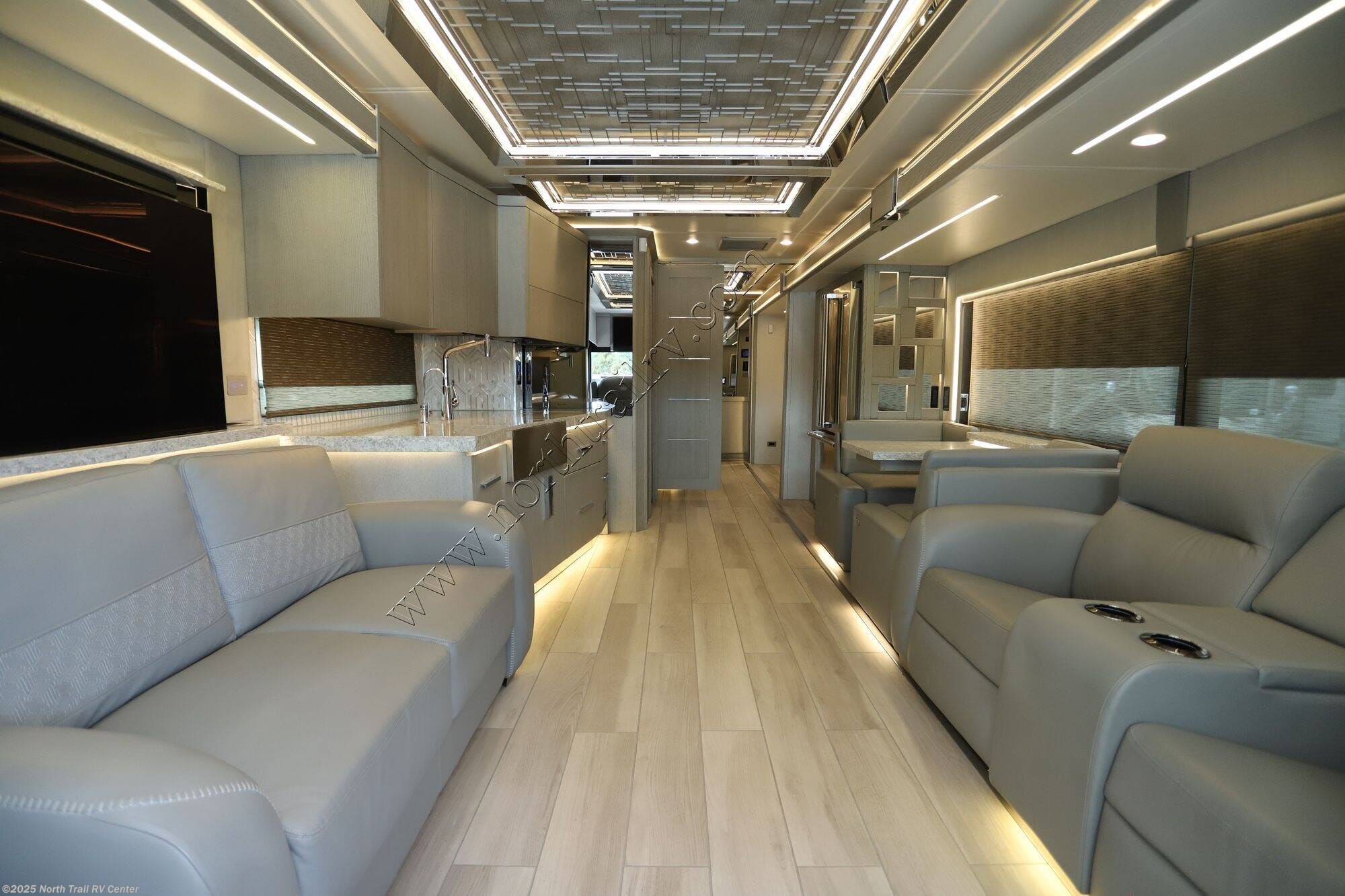 Contact us now about this 2022 Newmar King Aire 4531! 2022 King Aire 4531 by Newmar from North Trail RV Center in Fort Myers, Florida
