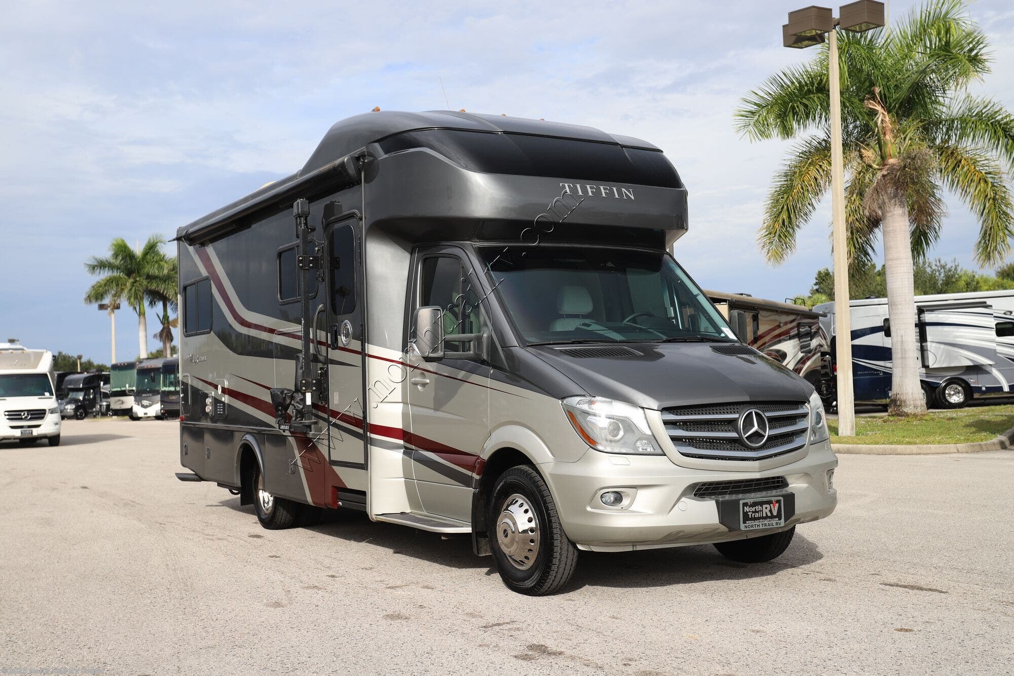 Call now about this 2019 Tiffin Wayfarer 24TW! 2019 Tiffin Wayfarer 24TW - Used Class C For Sale by North Trail RV Center in Fort Myers, Florida