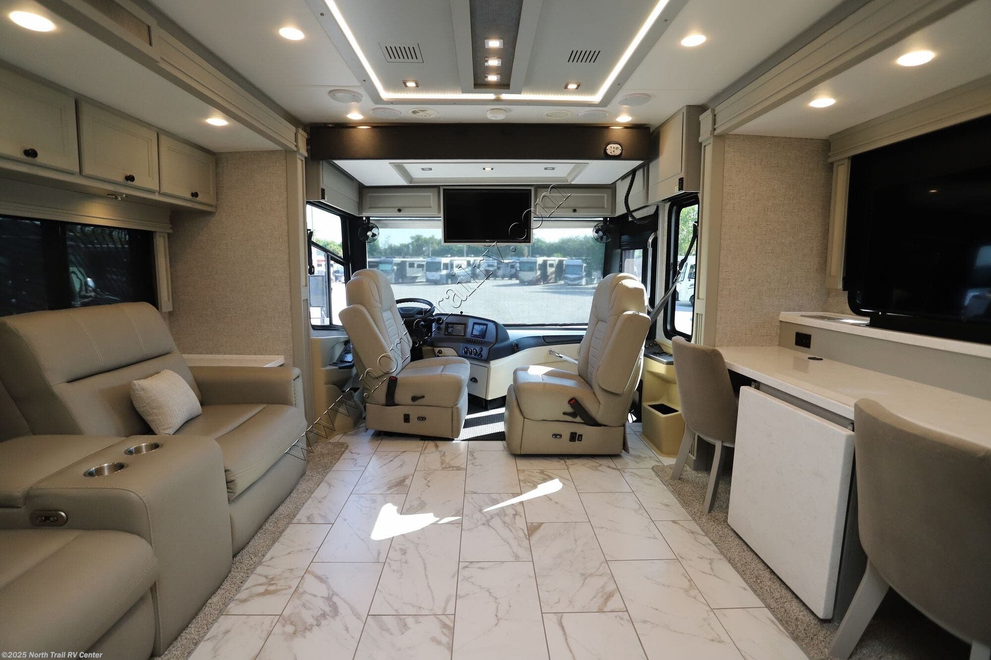 Used 2025 Tiffin Allegro Red 33AA available in Fort Myers, Florida