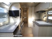 Call now about this 2022 Airstream Flying Cloud 25FB! 2022 Airstream Flying Cloud 25FB - Used Travel Trailer For Sale by North Trail RV Center in Fort Myers, Florida