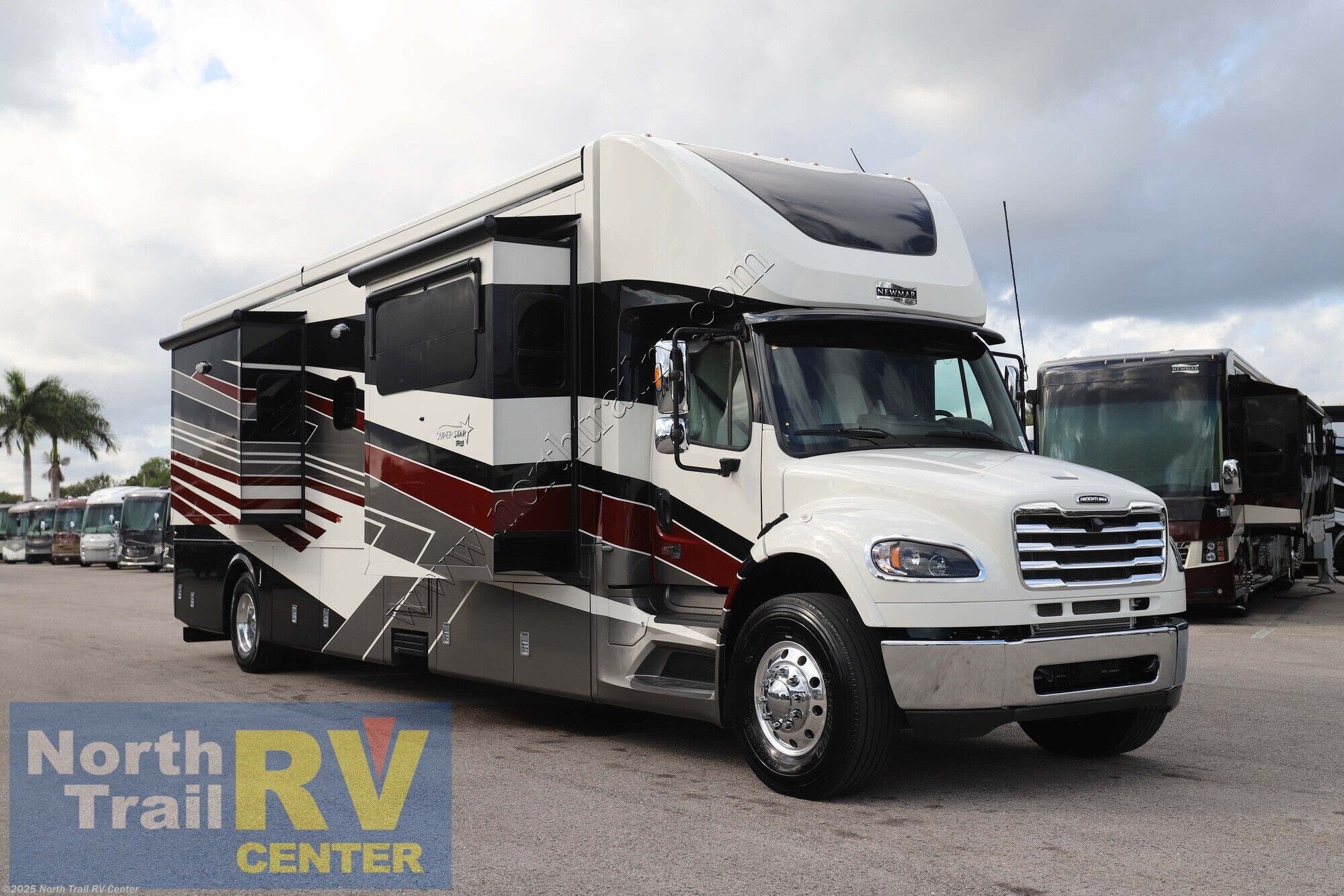 Email now about this 2026 Newmar Super Star 4059! New 2026 Newmar Super Star 4059 available in Fort Myers, Florida