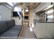 Call now about this 2025 Airstream Flying Cloud 27FB! 2025 Airstream Flying Cloud 27FB - Used Travel Trailer For Sale by North Trail RV Center in Fort Myers, Florida
