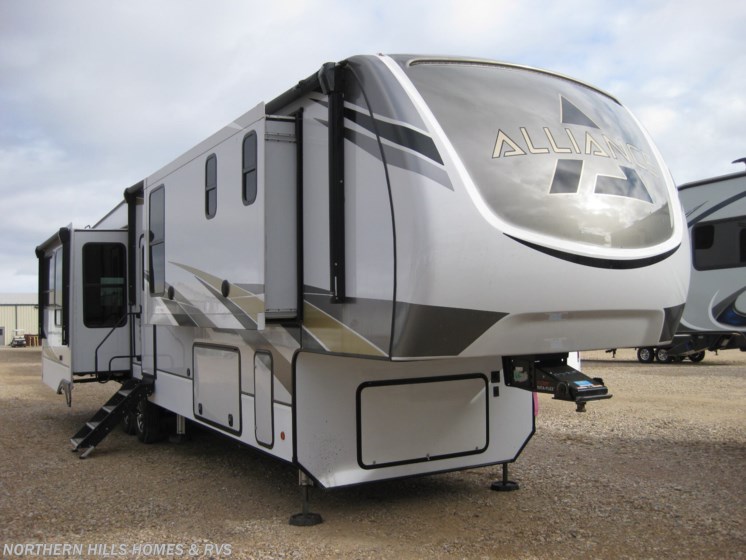 Email now about this 2022 Alliance RV Paradigm 370FB! Used 2022 Alliance RV Paradigm 370FB available in Whitewood, South Dakota