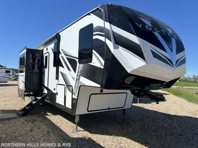 2022 Dutchmen Voltage 3845