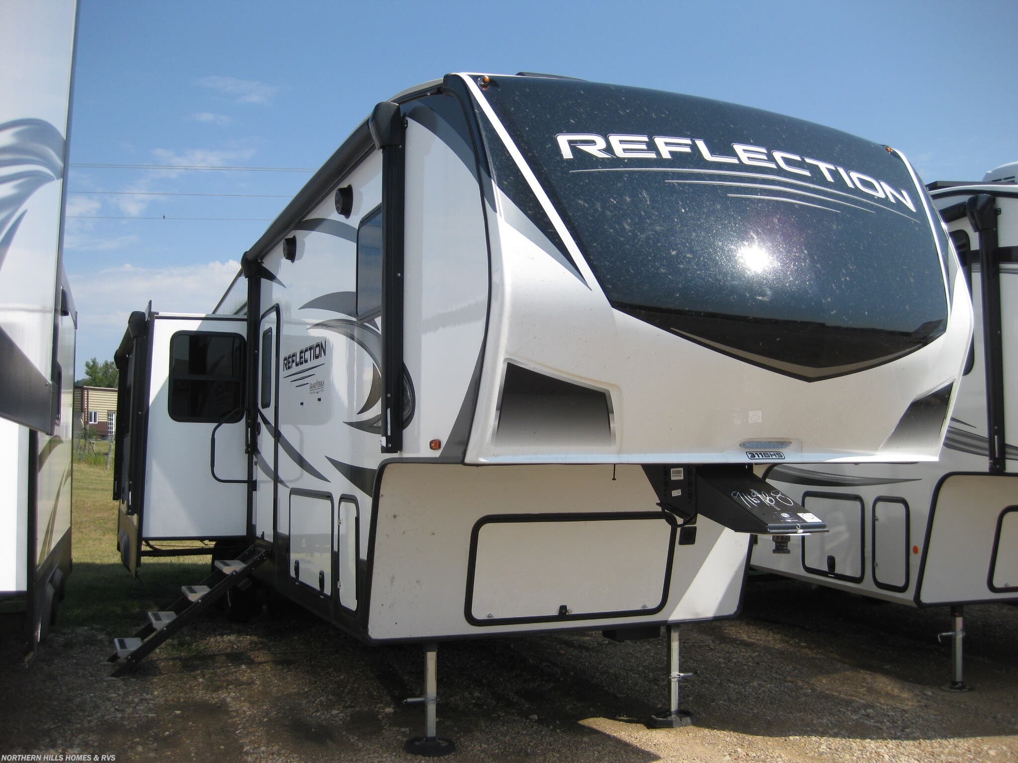 Email now about this 2022 Grand Design Reflection 311BHS! Used 2022 Grand Design Reflection 311BHS available in Whitewood, South Dakota