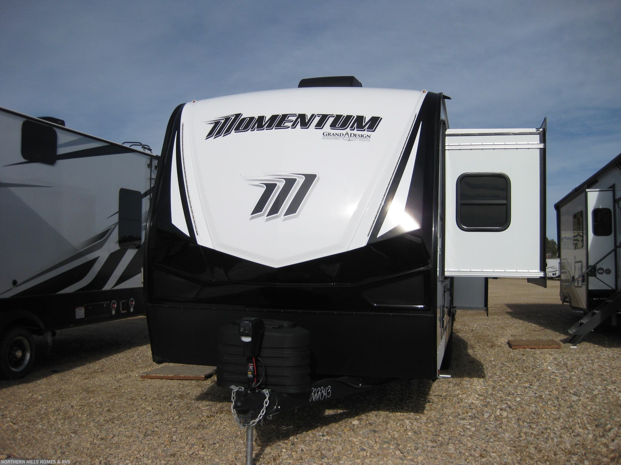 Contact us now about this 2025 Grand Design Momentum G-Class 25G! 2025 Momentum G-Class 25G by Grand Design from Northern Hills Homes and RV's in Whitewood, South Dakota