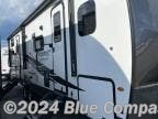 New 2023 Forest River Flagstaff Super Lite 27BHWS available in Louisville, Tennessee