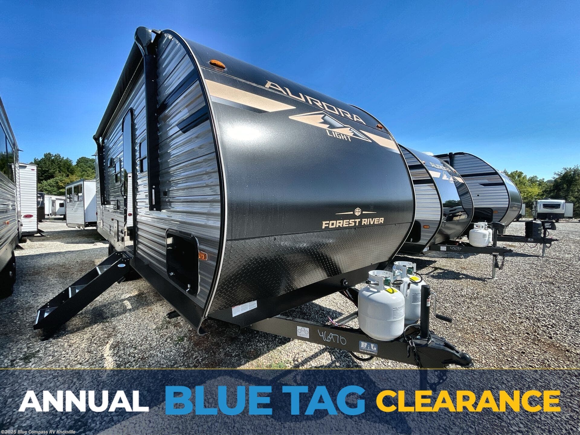 Email now about this 2026 Forest River Aurora Light 26BHS! New 2026 Forest River Aurora Light 26BHS available in Louisville, Tennessee