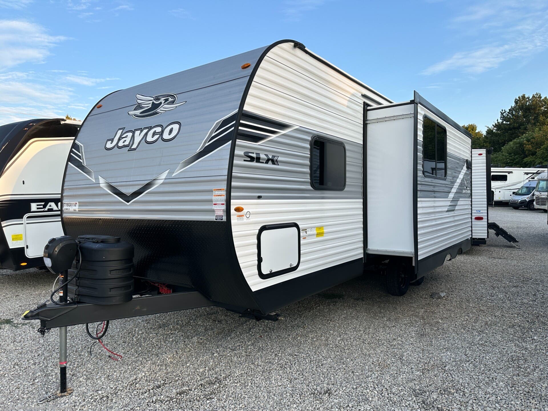 New 2026 Jayco Jay Flight SLX 225MLS available in Louisville, Tennessee
