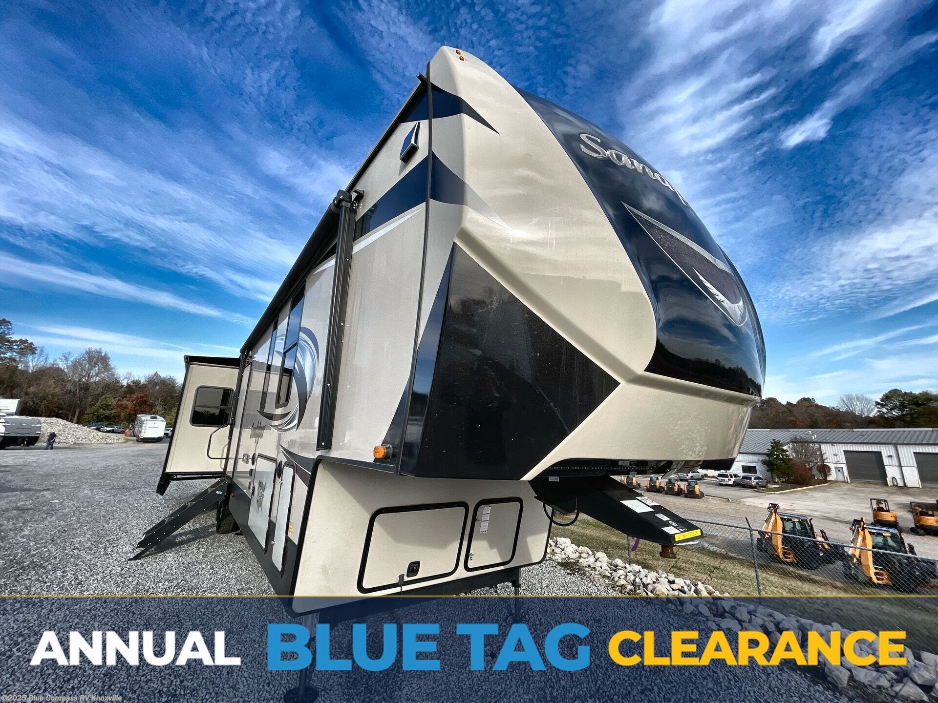 Email now about this 2020 Forest River Sandpiper 372LOK! Used 2020 Forest River Sandpiper 372LOK available in Louisville, Tennessee