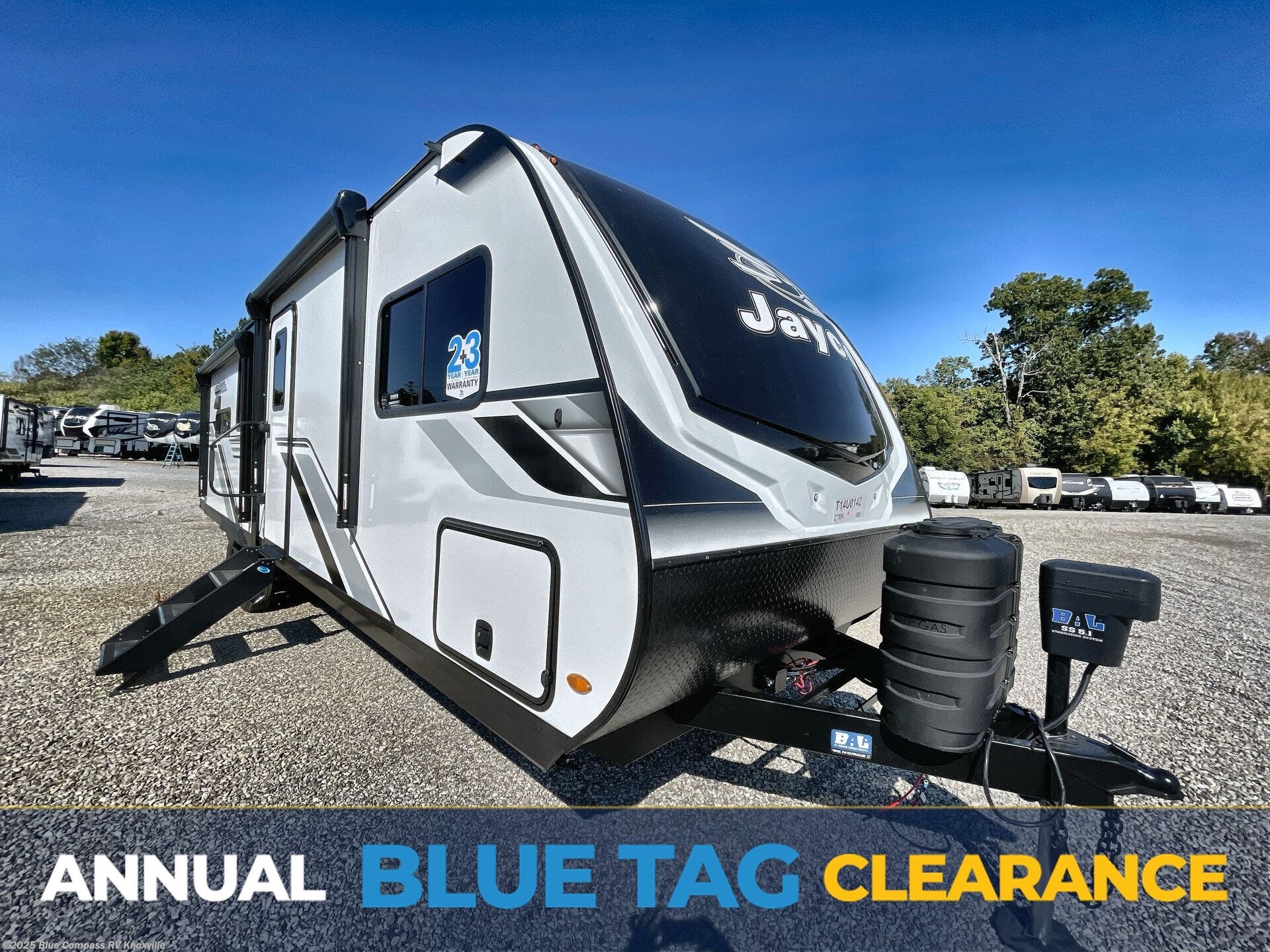 Email now about this 2026 Jayco Jay Feather 27MK! New 2026 Jayco Jay Feather 27MK available in Louisville, Tennessee