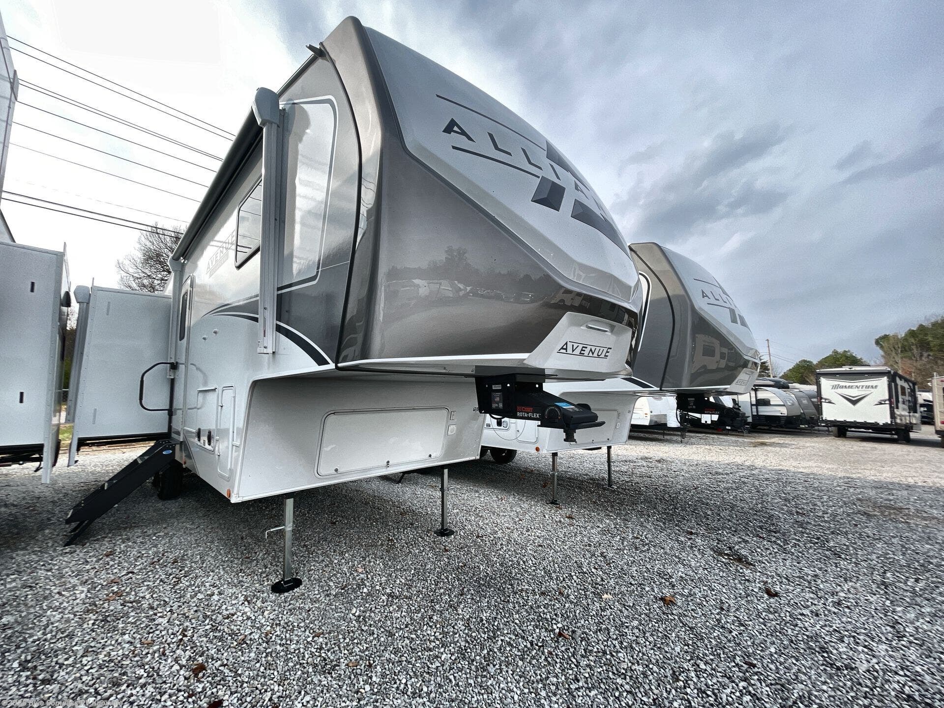 Contact us now about this 2026 Alliance RV Avenue All-Access 30BH! 2026 Avenue All-Access 30BH by Alliance RV from Blue Compass RV Knoxville in Louisville, Tennessee