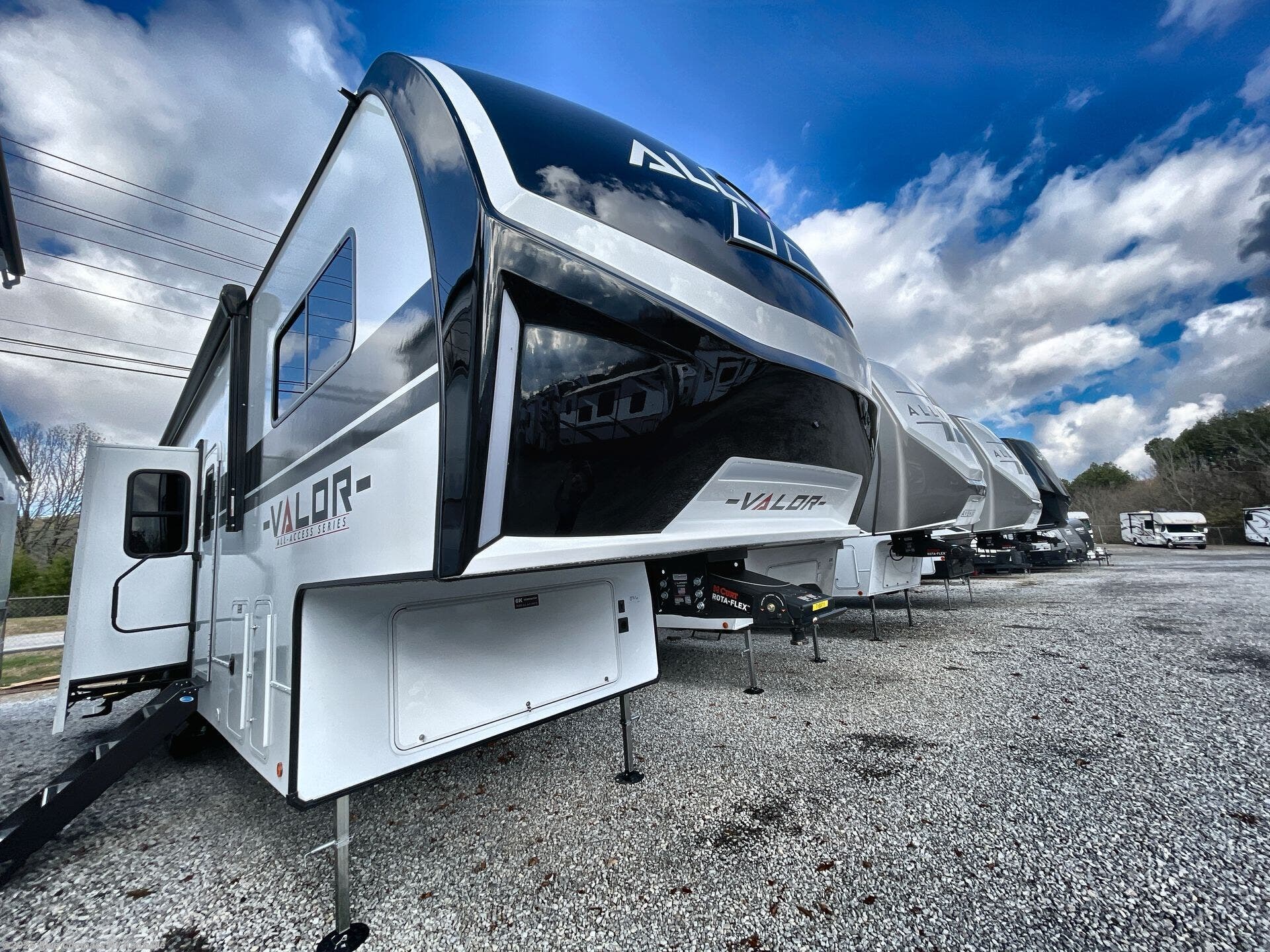 Contact us now about this 2026 Alliance RV Valor All-Access 32A10! 2026 Valor All-Access 32A10 by Alliance RV from Blue Compass RV Knoxville in Louisville, Tennessee