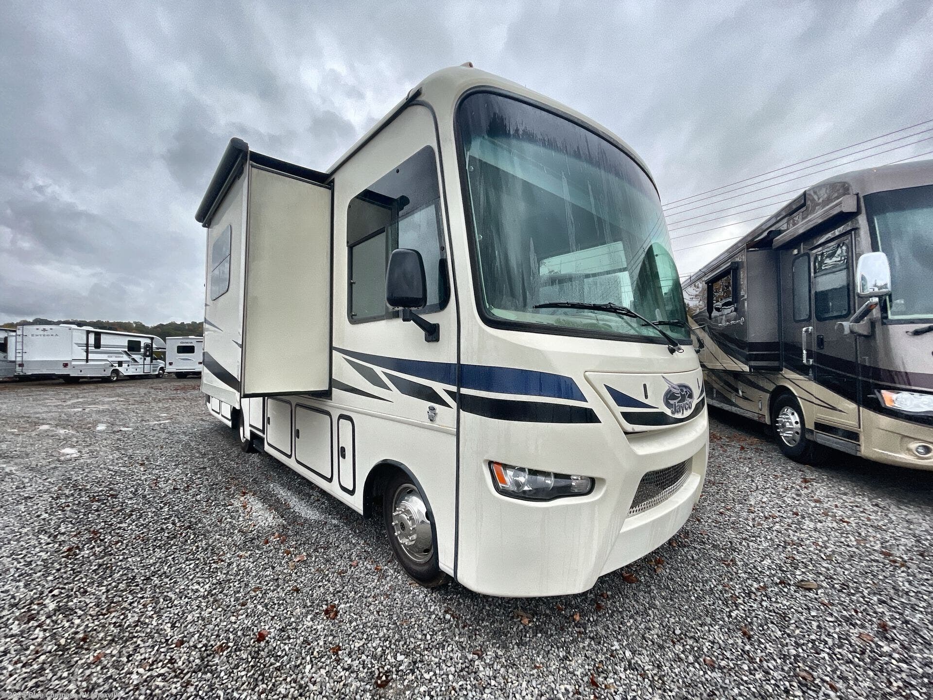 Contact us now about this 2015 Jayco Precept 31UL! 2015 Precept 31UL by Jayco from Blue Compass RV Knoxville in Louisville, Tennessee
