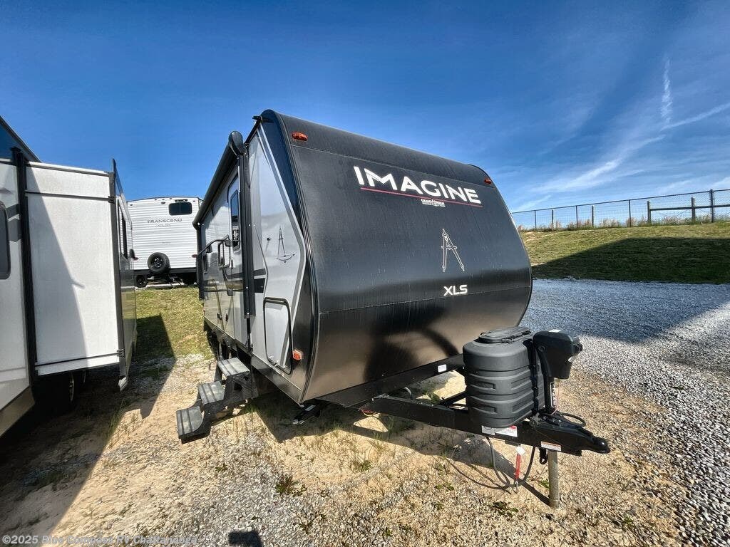 Contact us now about this 2025 Grand Design Imagine XLS 17MKE! 2025 Imagine XLS 17MKE by Grand Design from Blue Compass RV Chattanooga in Ringgold, Georgia