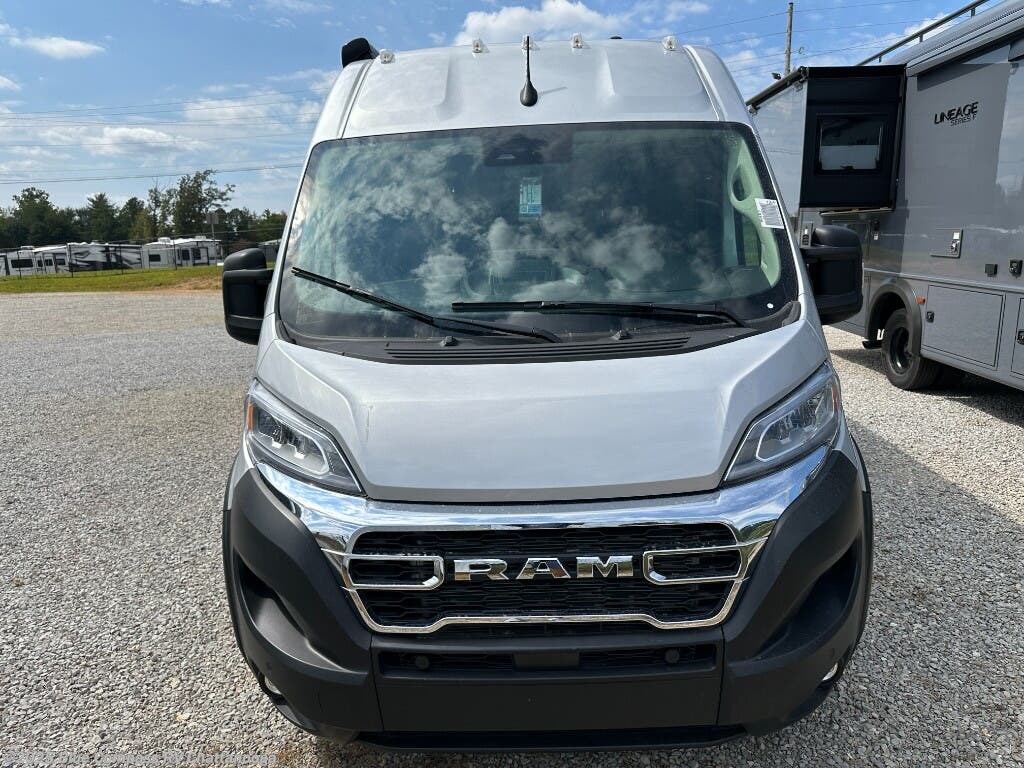 Contact us now about this 2026 Jayco Comet 18C! 2026 Comet 18C by Jayco from Blue Compass RV Chattanooga in Ringgold, Georgia