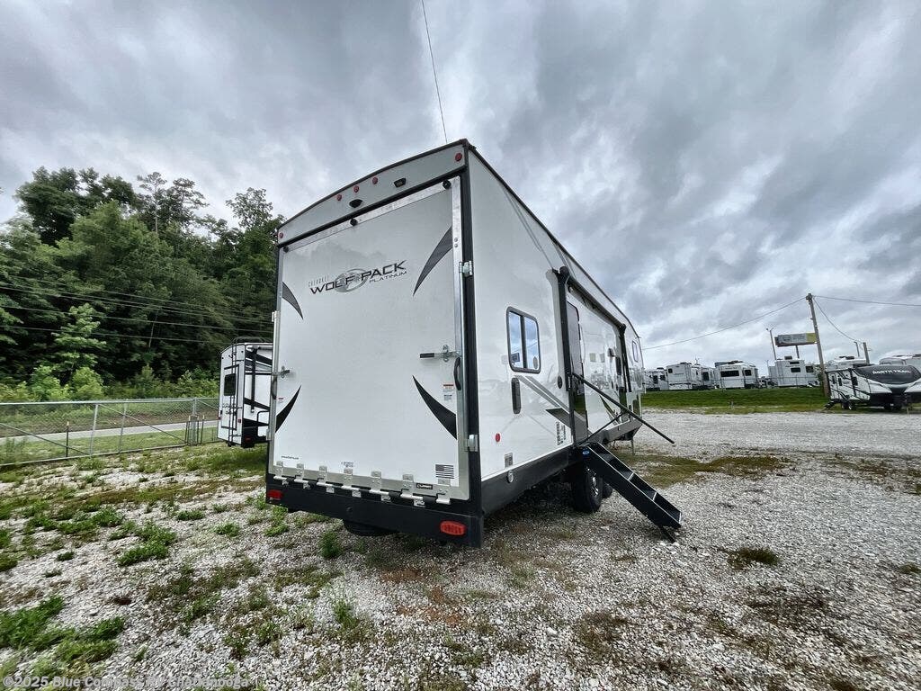 Used 2023 Cherokee Cherokee Wolf Pack 310pack10 Wolfpack available in Ringgold, Georgia