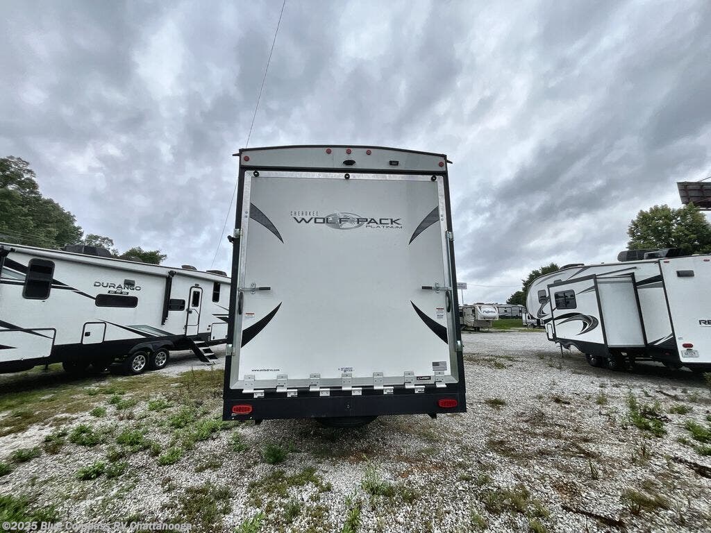 Contact us now about this 2023 Cherokee Cherokee Wolf Pack 310pack10 Wolfpack! 2023 Cherokee Wolf Pack 310pack10 Wolfpack by Cherokee from Blue Compass RV Chattanooga in Ringgold, Georgia