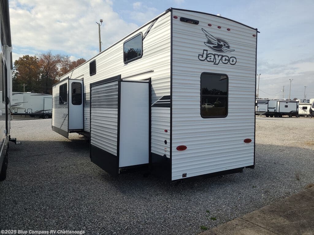 Contact us now about this 2026 Jayco Jay Flight Bungalow 404LOFT DS! 2026 Jay Flight Bungalow 404LOFT DS by Jayco from Blue Compass RV Chattanooga in Ringgold, Georgia