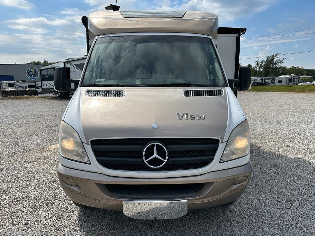 Call now about this 2011 Winnebago View 24G! 2011 Winnebago View 24G - Used Class C For Sale by Blue Compass RV Chattanooga in Ringgold, Georgia