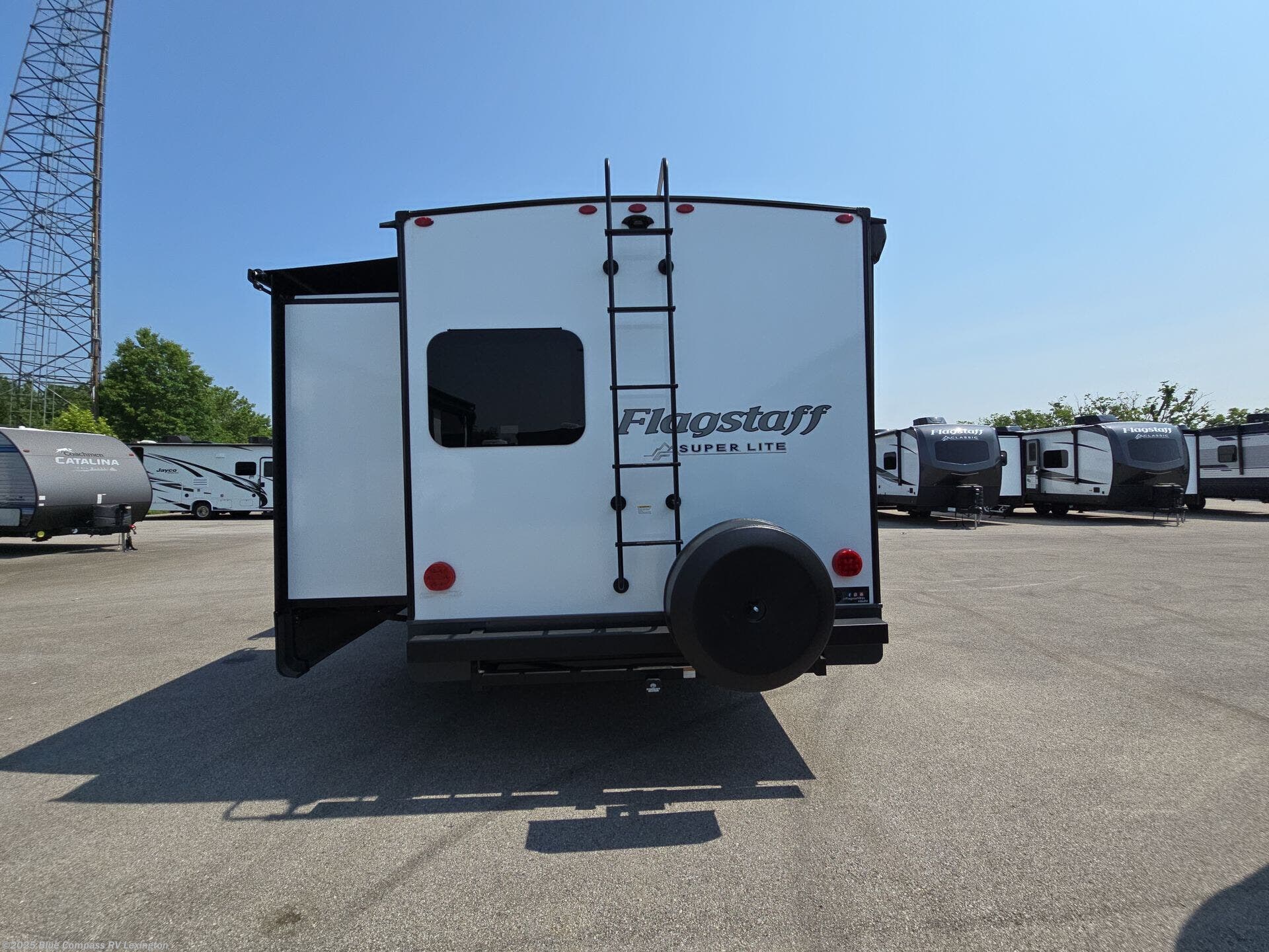 Contact us now about this 2025 Forest River Flagstaff Super Lite 26BHW! 2025 Flagstaff Super Lite 26BHW by Forest River from Blue Compass RV Lexington in Georgetown, Kentucky