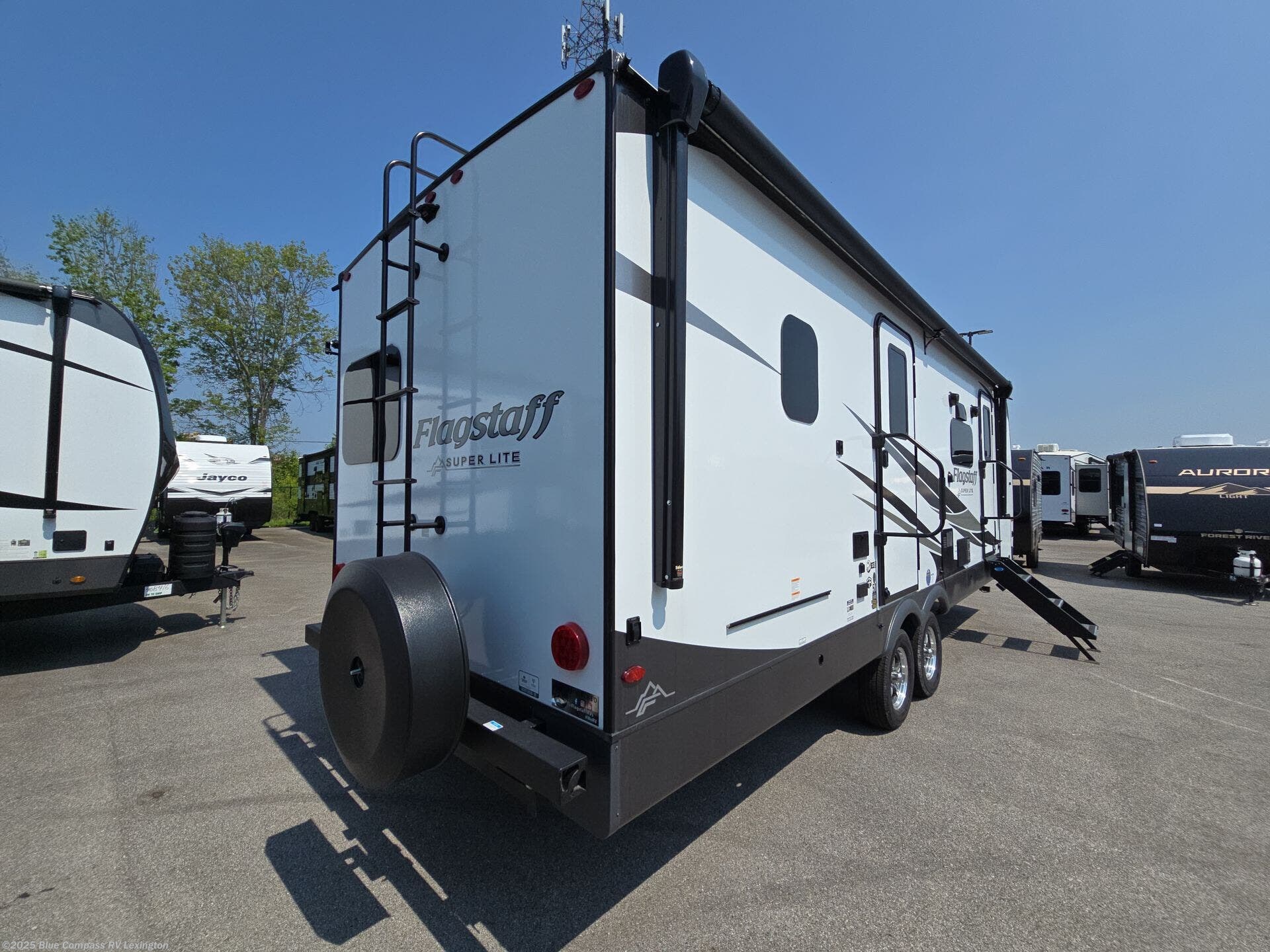 New 2025 Forest River Flagstaff Super Lite 26BHW available in Georgetown, Kentucky