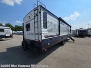 New 2025 Palomino Puma 32RBFQ available in Georgetown, Kentucky