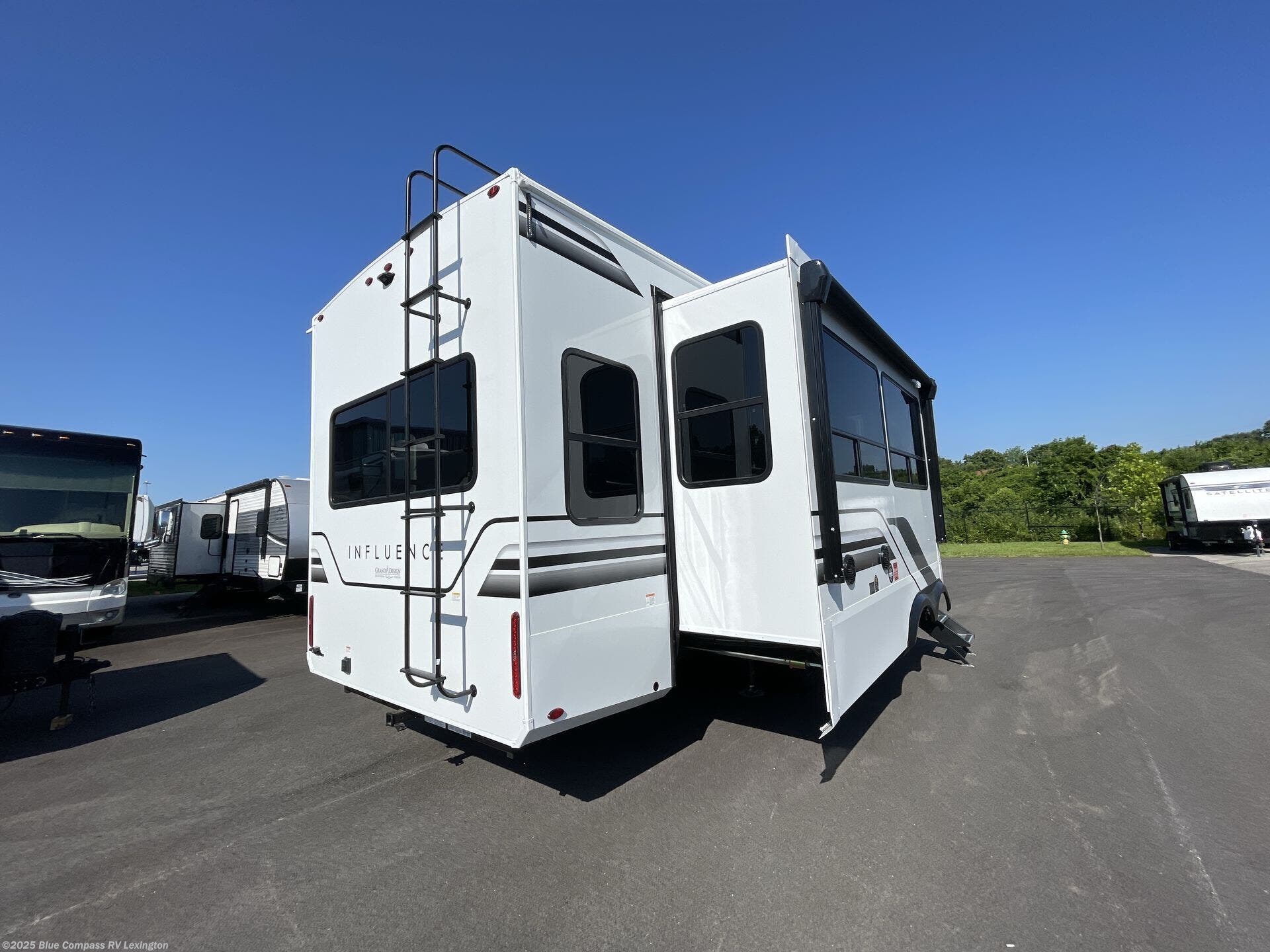 New 2026 Grand Design Influence 2903RL available in Georgetown, Kentucky