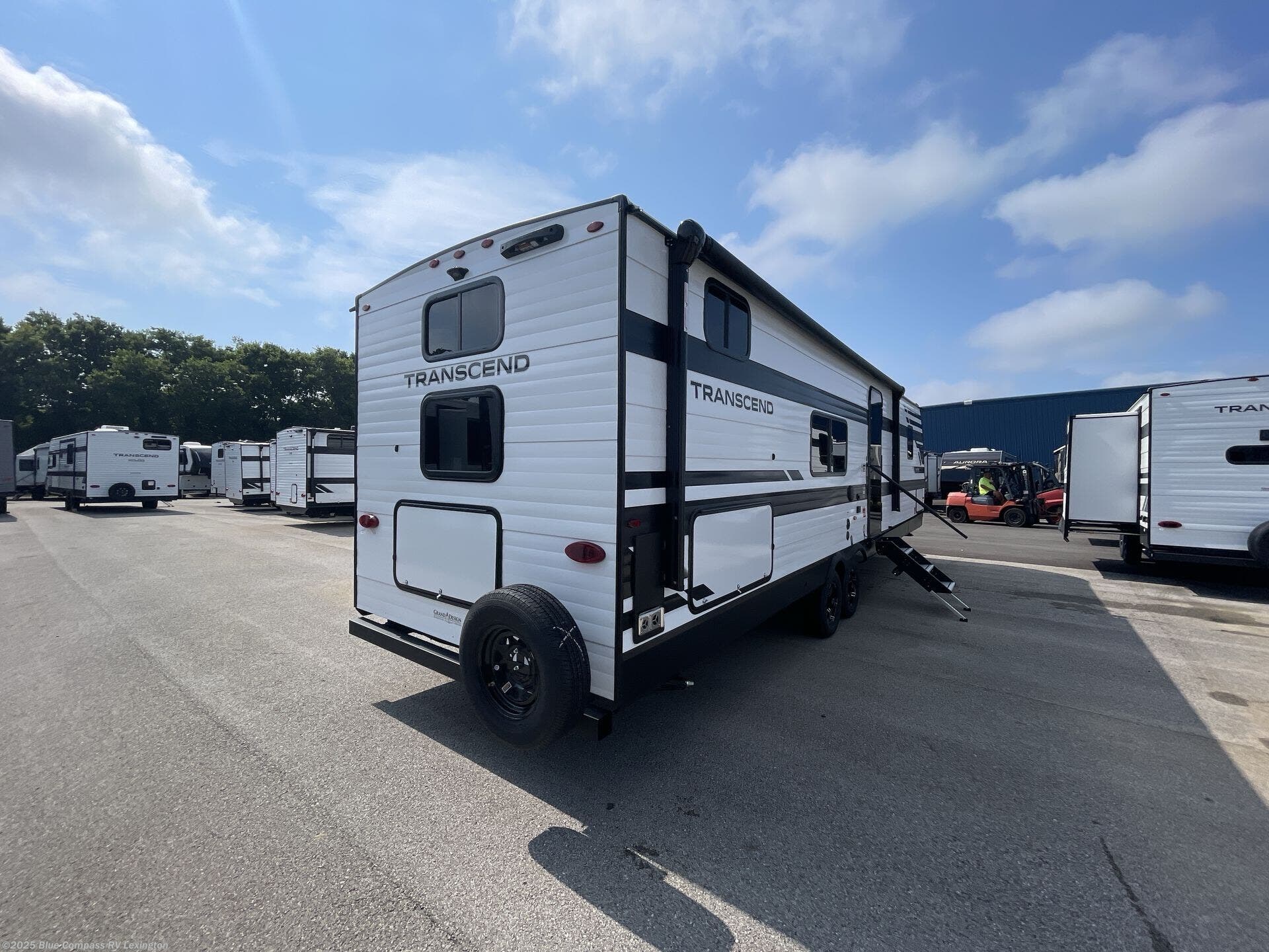 New 2026 Grand Design Transcend 295QBT available in Georgetown, Kentucky