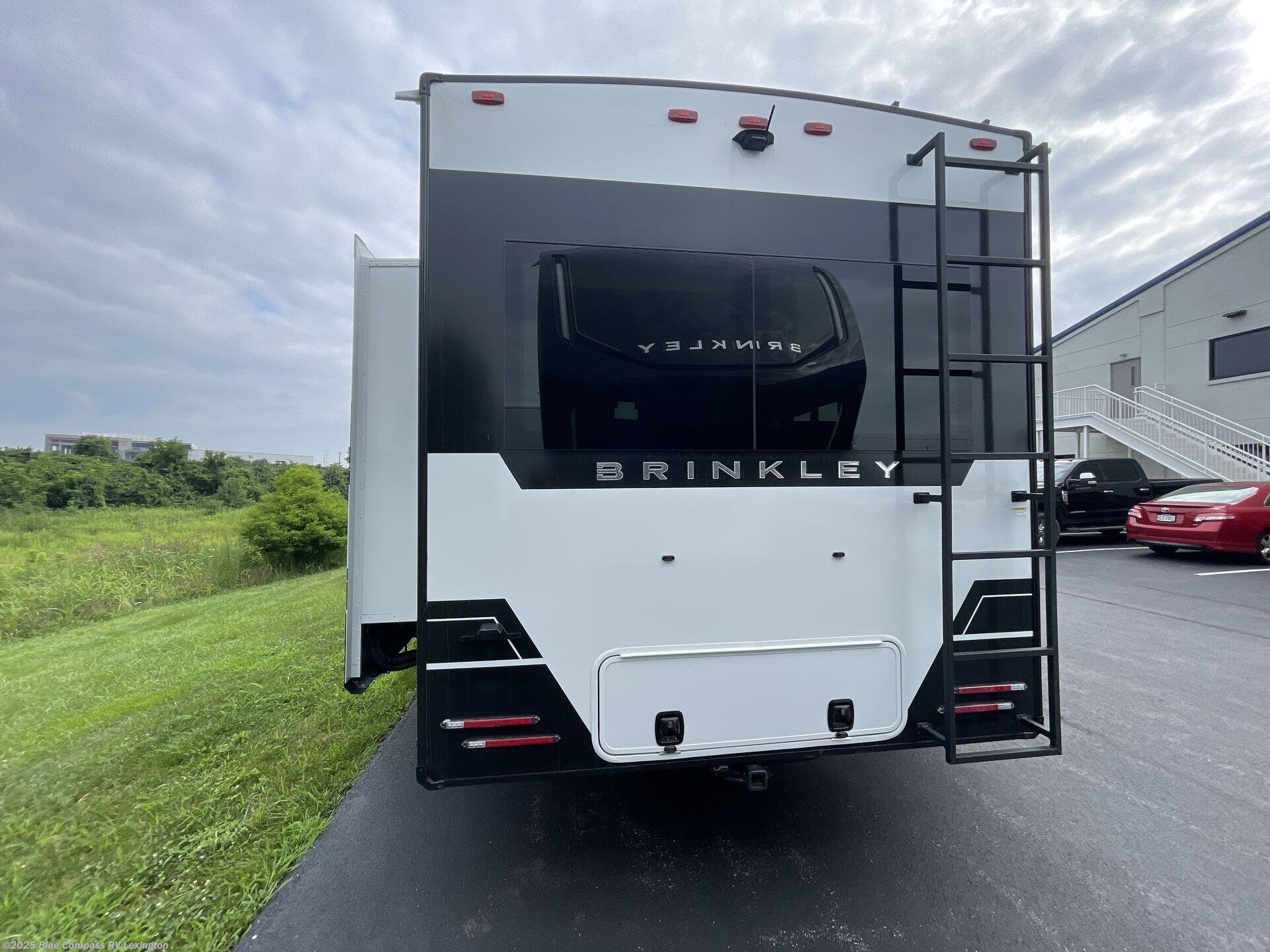 Contact us now about this 2026 Brinkley RV Model Z 2900! 2026 Model Z 2900 by Brinkley RV from Blue Compass RV Lexington in Georgetown, Kentucky