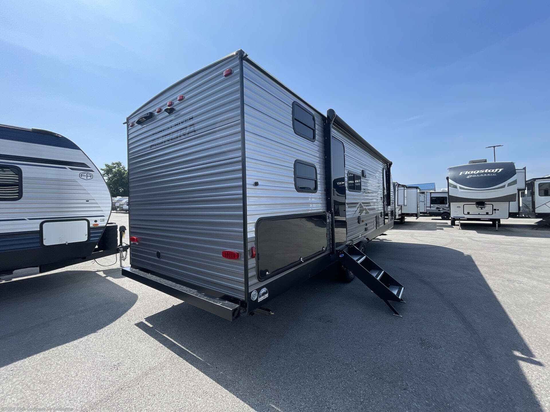 Contact us now about this 2026 Forest River Aurora Light 28BHS! 2026 Aurora Light 28BHS by Forest River from Blue Compass RV Lexington in Georgetown, Kentucky