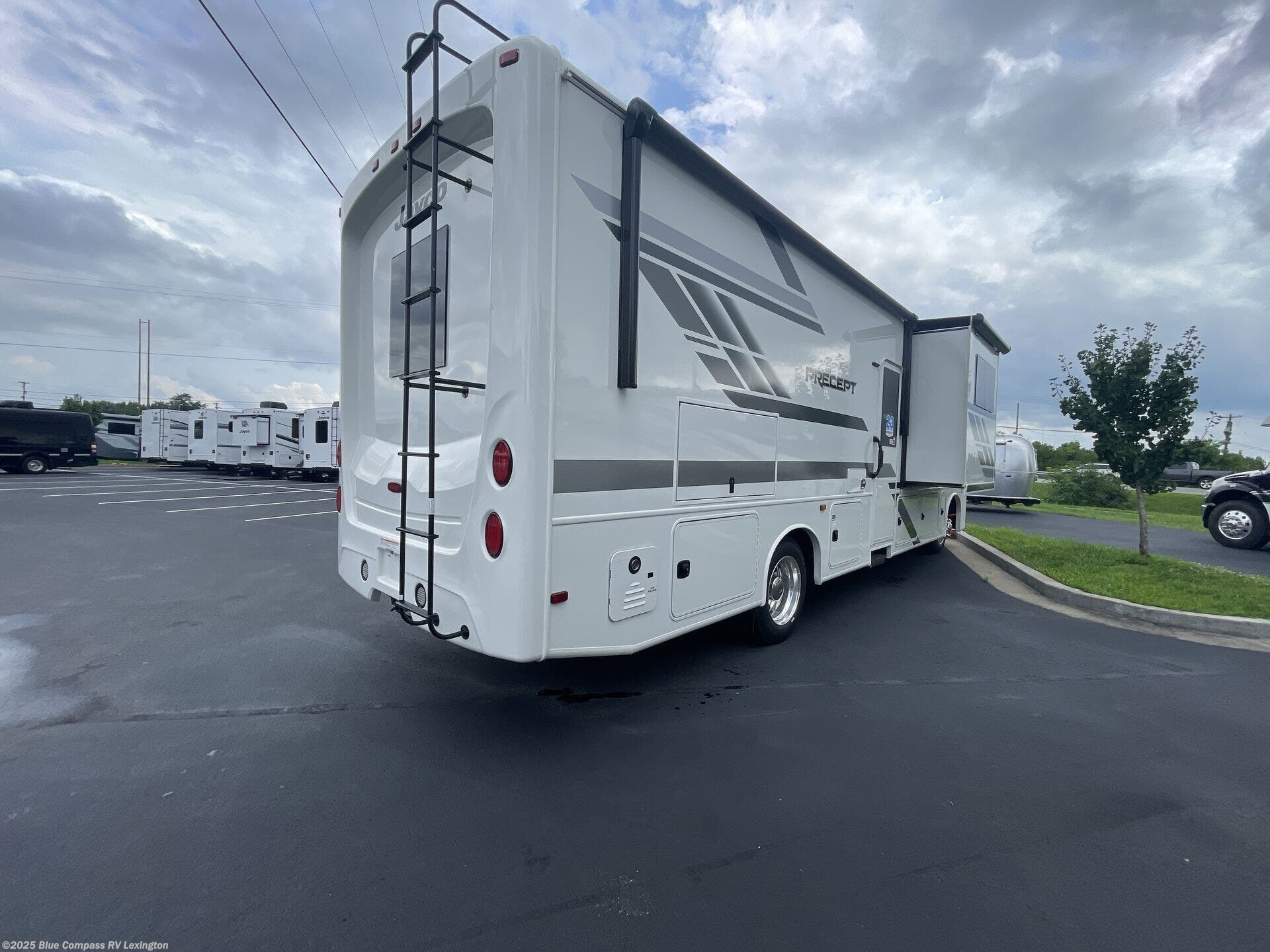 New 2026 Jayco Precept 31UL available in Georgetown, Kentucky