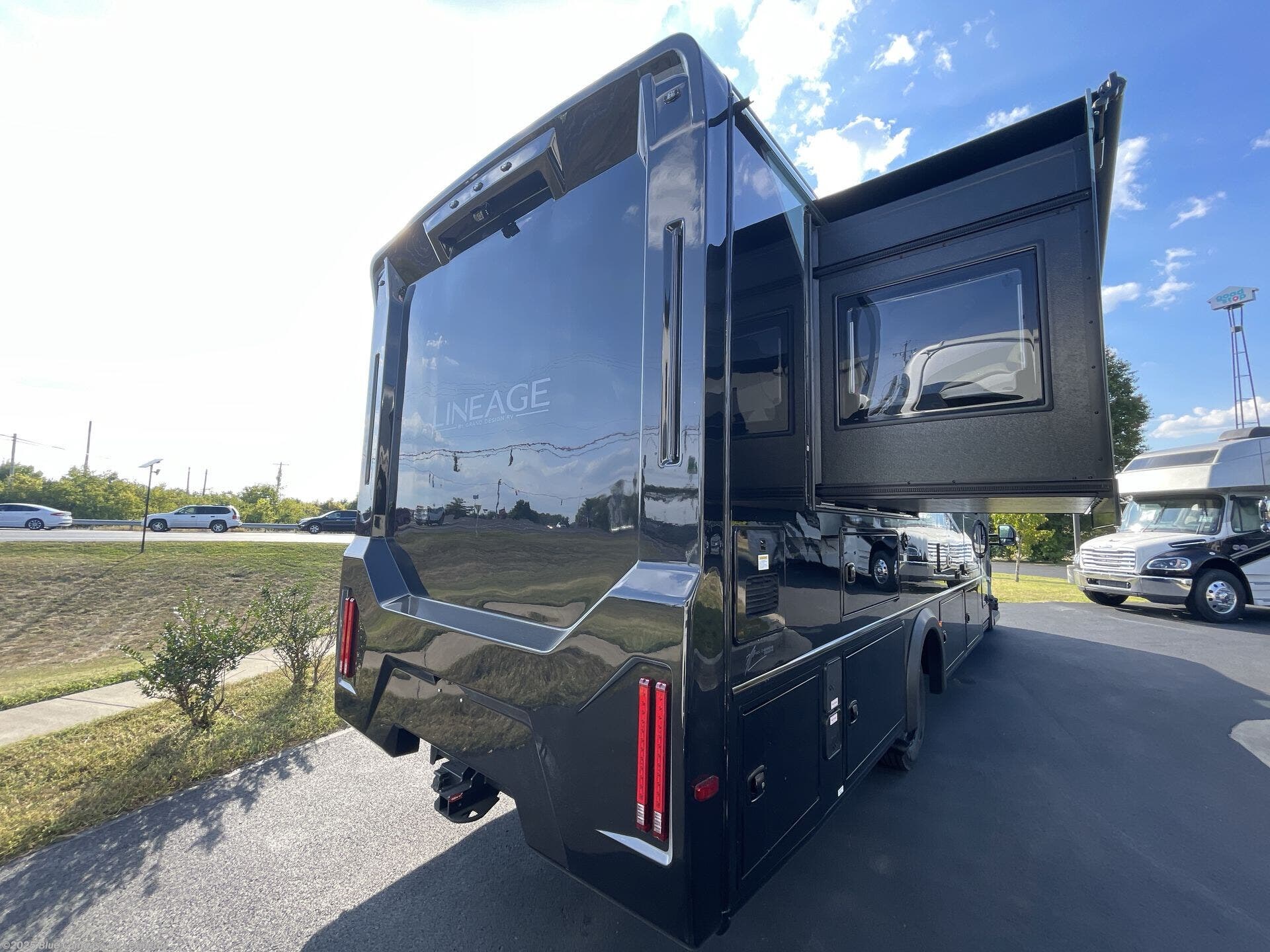 Contact us now about this 2026 Grand Design Lineage Series F 31ZW! 2026 Lineage Series F 31ZW by Grand Design from Blue Compass RV Lexington in Georgetown, Kentucky
