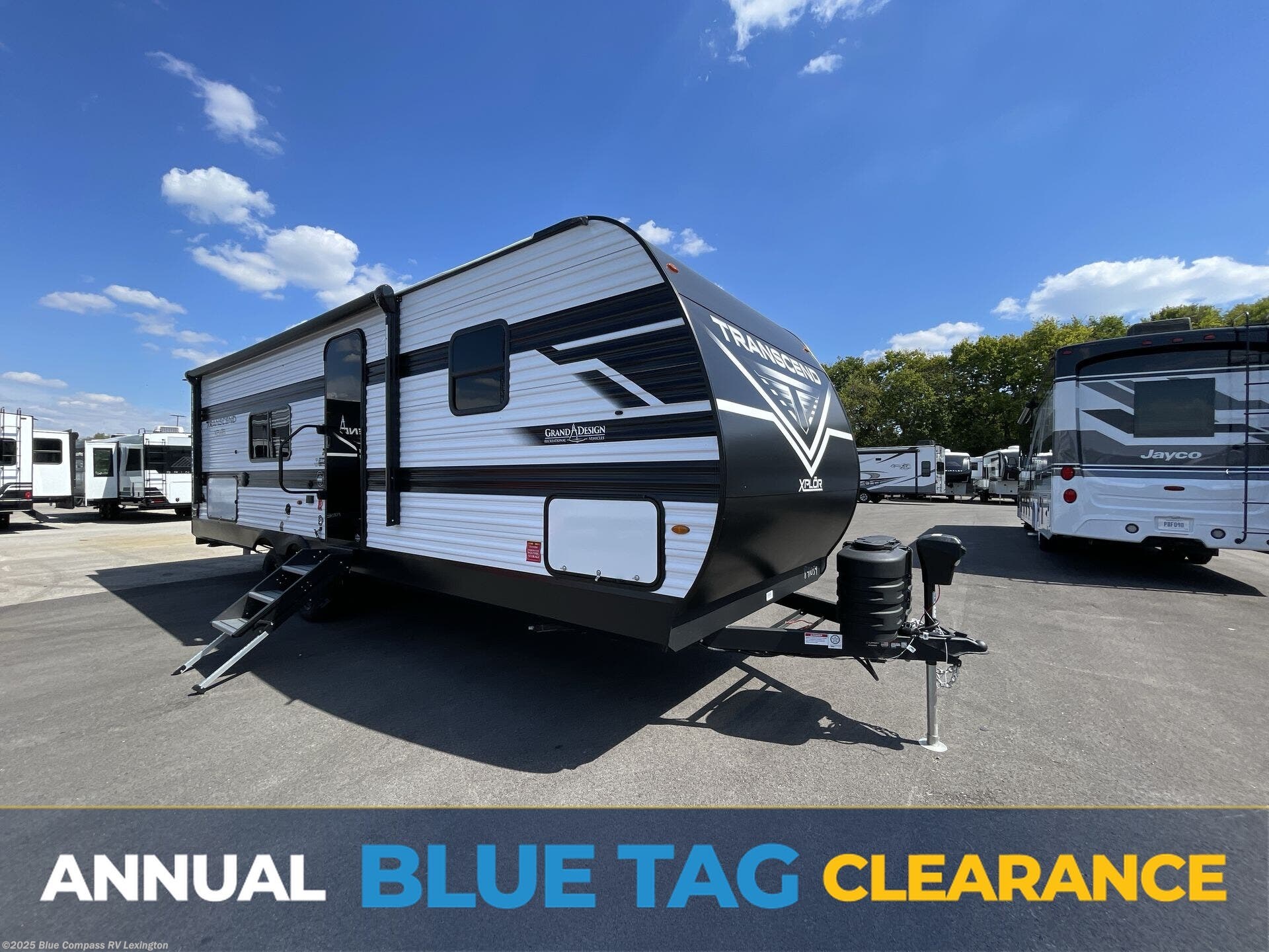 Email now about this 2026 Grand Design Transcend Xplor 26BHX! New 2026 Grand Design Transcend Xplor 26BHX available in Georgetown, Kentucky