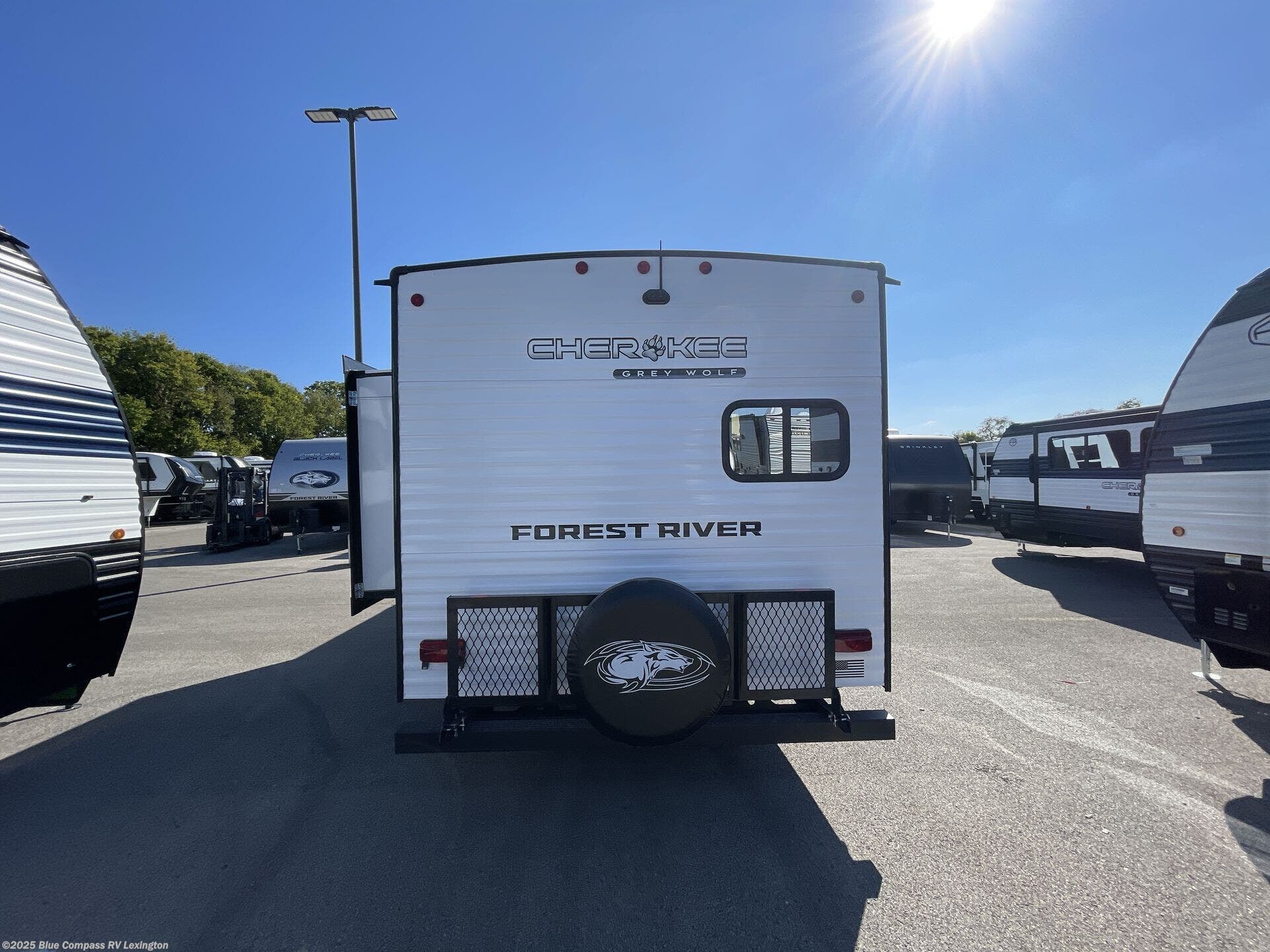 Contact us now about this 2026 Forest River Cherokee Grey Wolf 26SS! 2026 Cherokee Grey Wolf 26SS by Forest River from Blue Compass RV Lexington in Georgetown, Kentucky