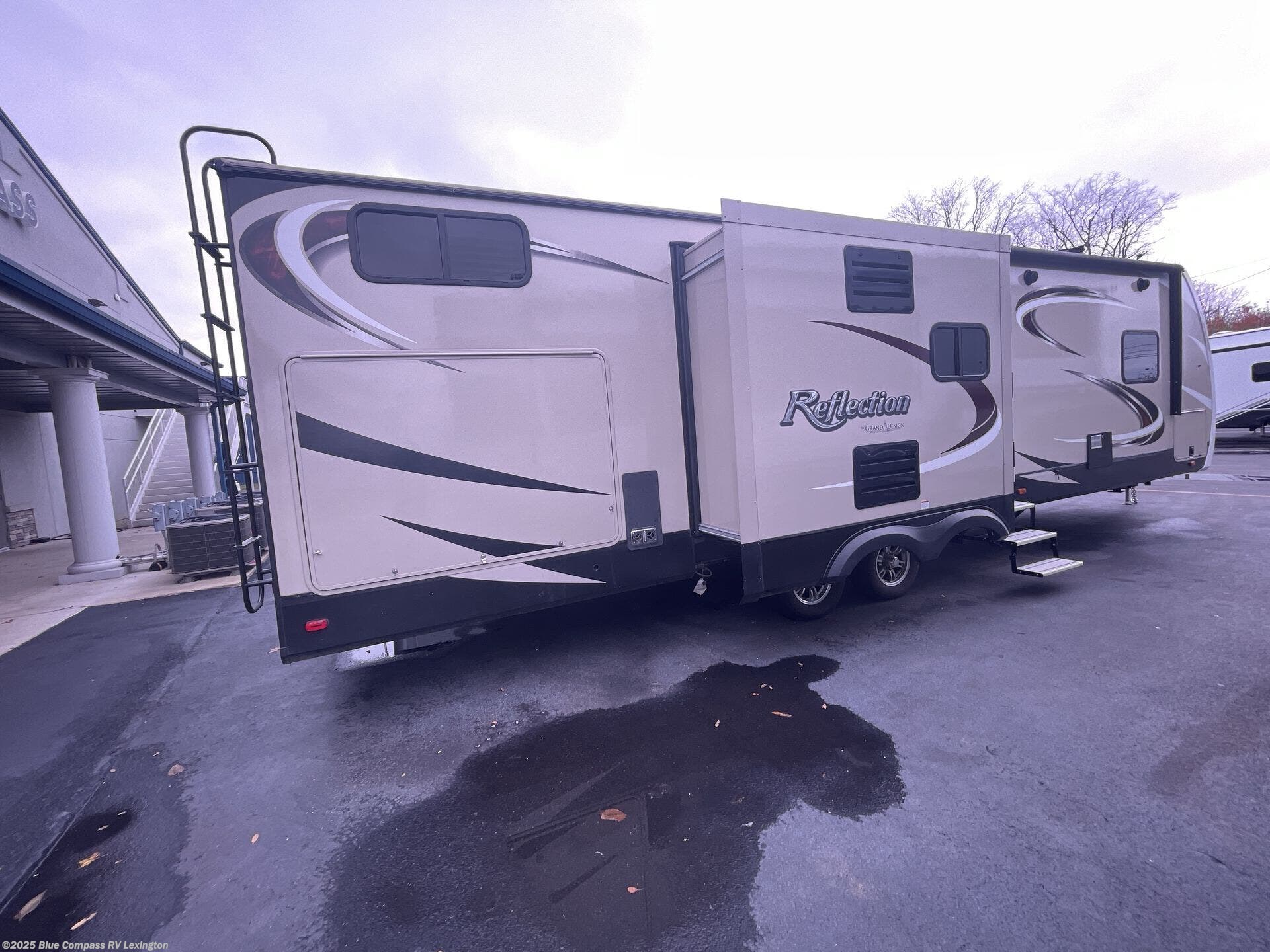Used 2017 Grand Design Reflection 308BHTS available in Georgetown, Kentucky