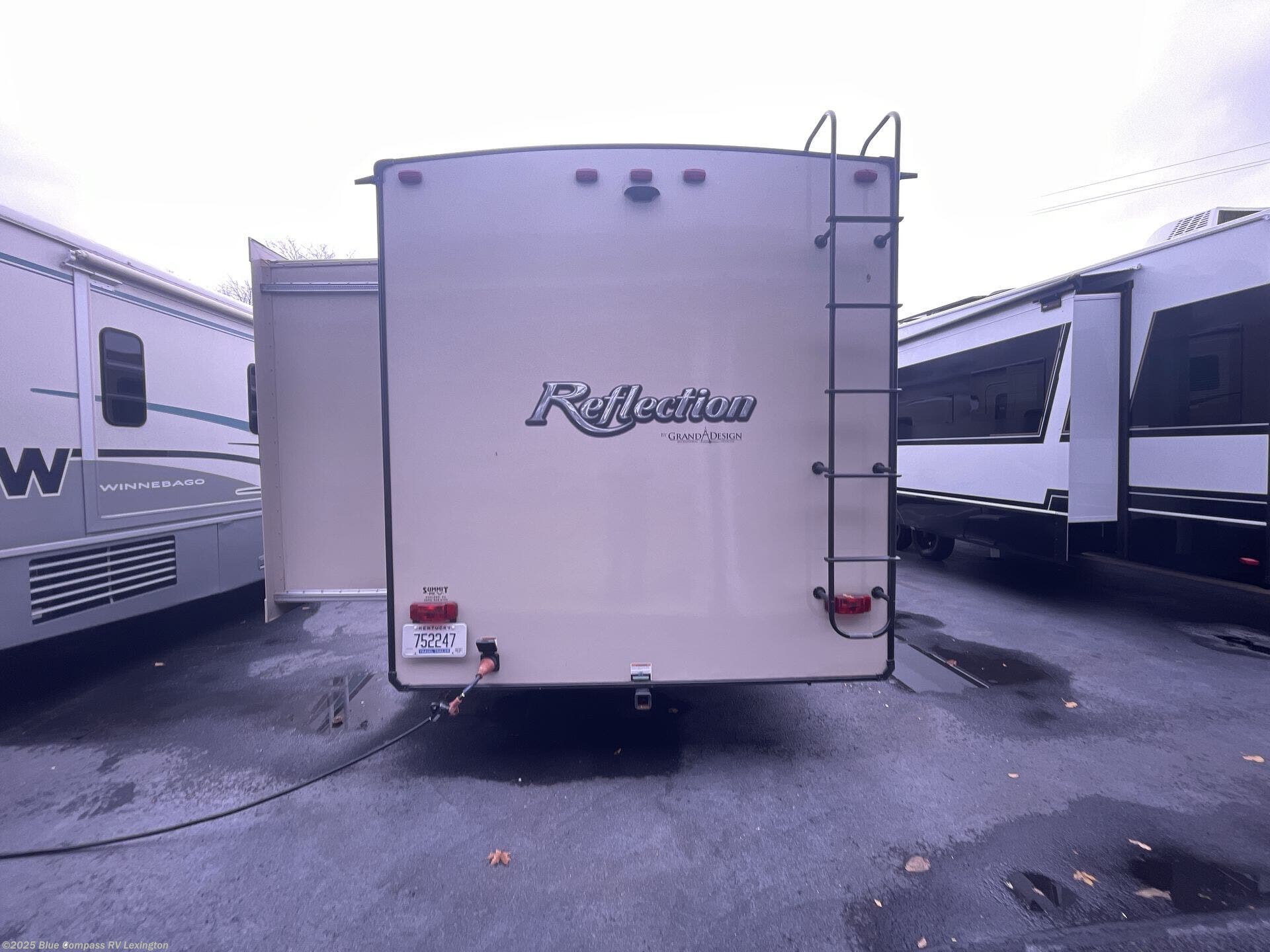 Call now about this 2017 Grand Design Reflection 308BHTS! 2017 Grand Design Reflection 308BHTS - Used Fifth Wheel For Sale by Blue Compass RV Lexington in Georgetown, Kentucky