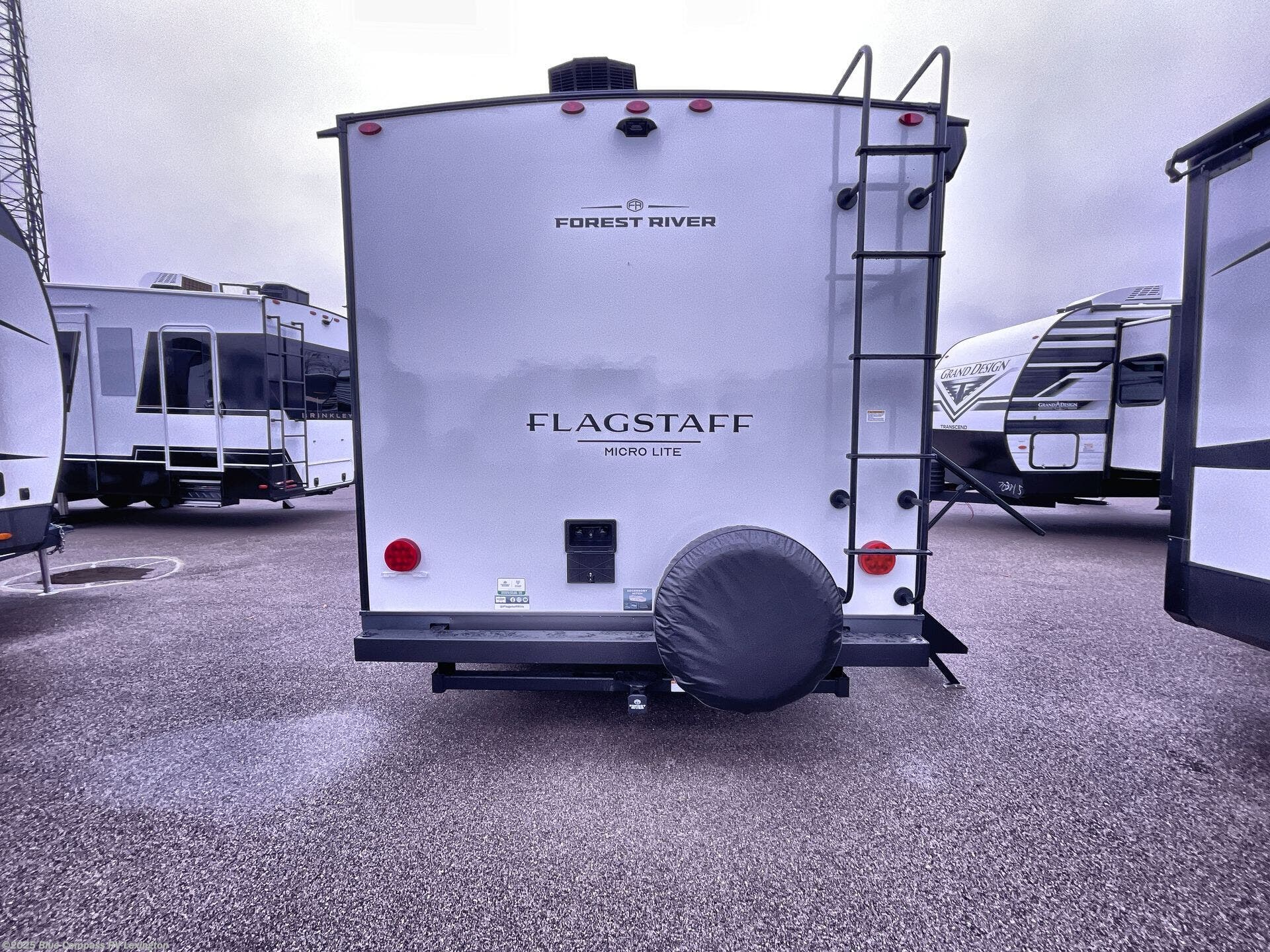 Contact us now about this 2026 Forest River Flagstaff Micro Lite 21FBRS! 2026 Flagstaff Micro Lite 21FBRS by Forest River from Blue Compass RV Lexington in Georgetown, Kentucky