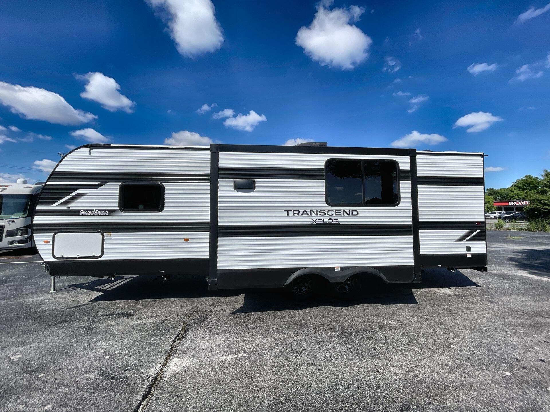 Used 2024 Grand Design Transcend Xplor 26BHX available in Georgetown, Kentucky