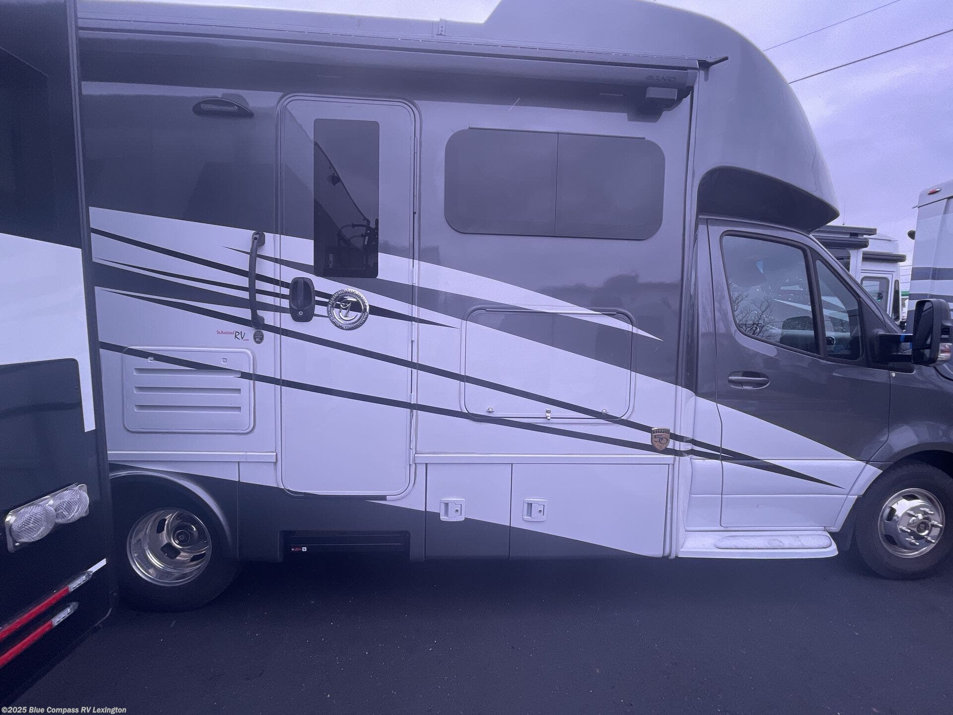 Used 2023 Tiffin Wayfarer 25 JW available in Georgetown, Kentucky