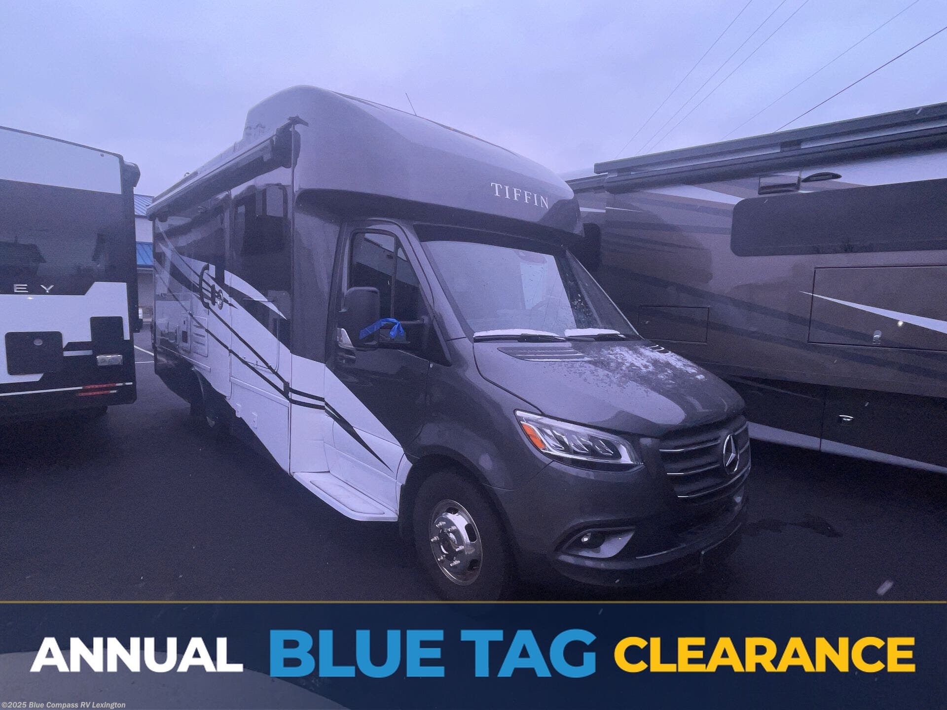 Email now about this 2023 Tiffin Wayfarer 25 JW! Used 2023 Tiffin Wayfarer 25 JW available in Georgetown, Kentucky