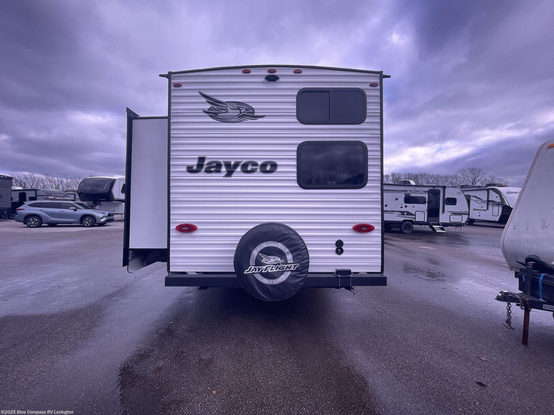 Contact us now about this 2024 Jayco Jay Flight 324BDS! 2024 Jay Flight 324BDS by Jayco from Blue Compass RV Lexington in Georgetown, Kentucky