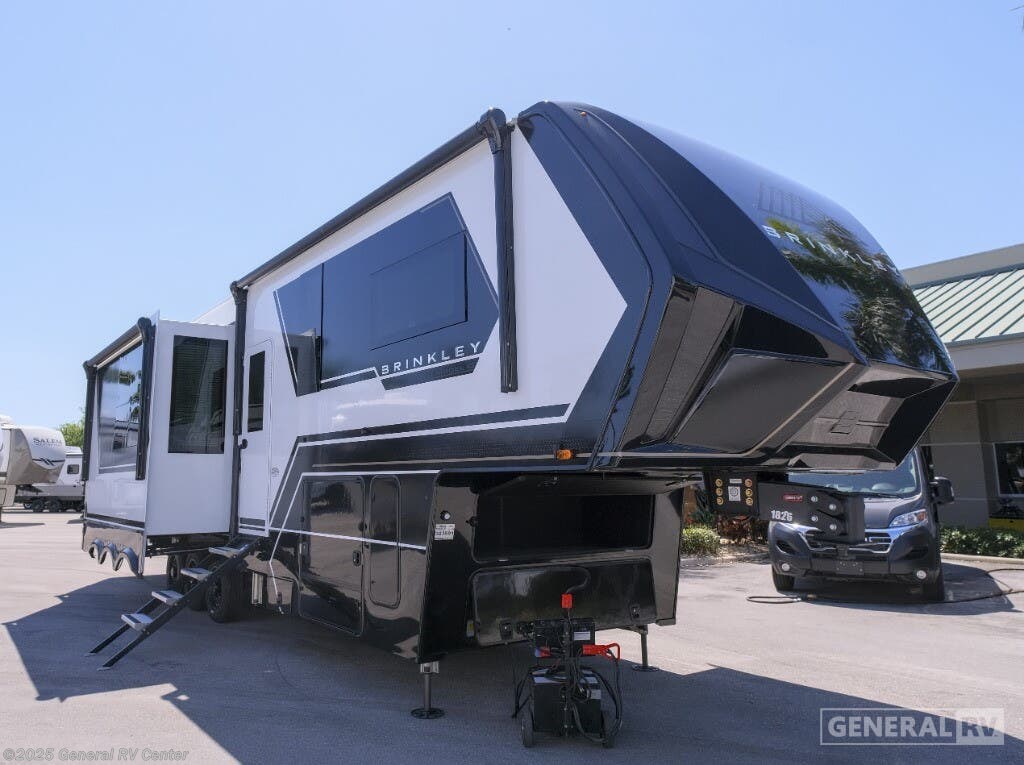 Email now about this 2025 Brinkley RV Model G 3250! New 2025 Brinkley RV Model G 3250 available in West Palm Beach, Florida