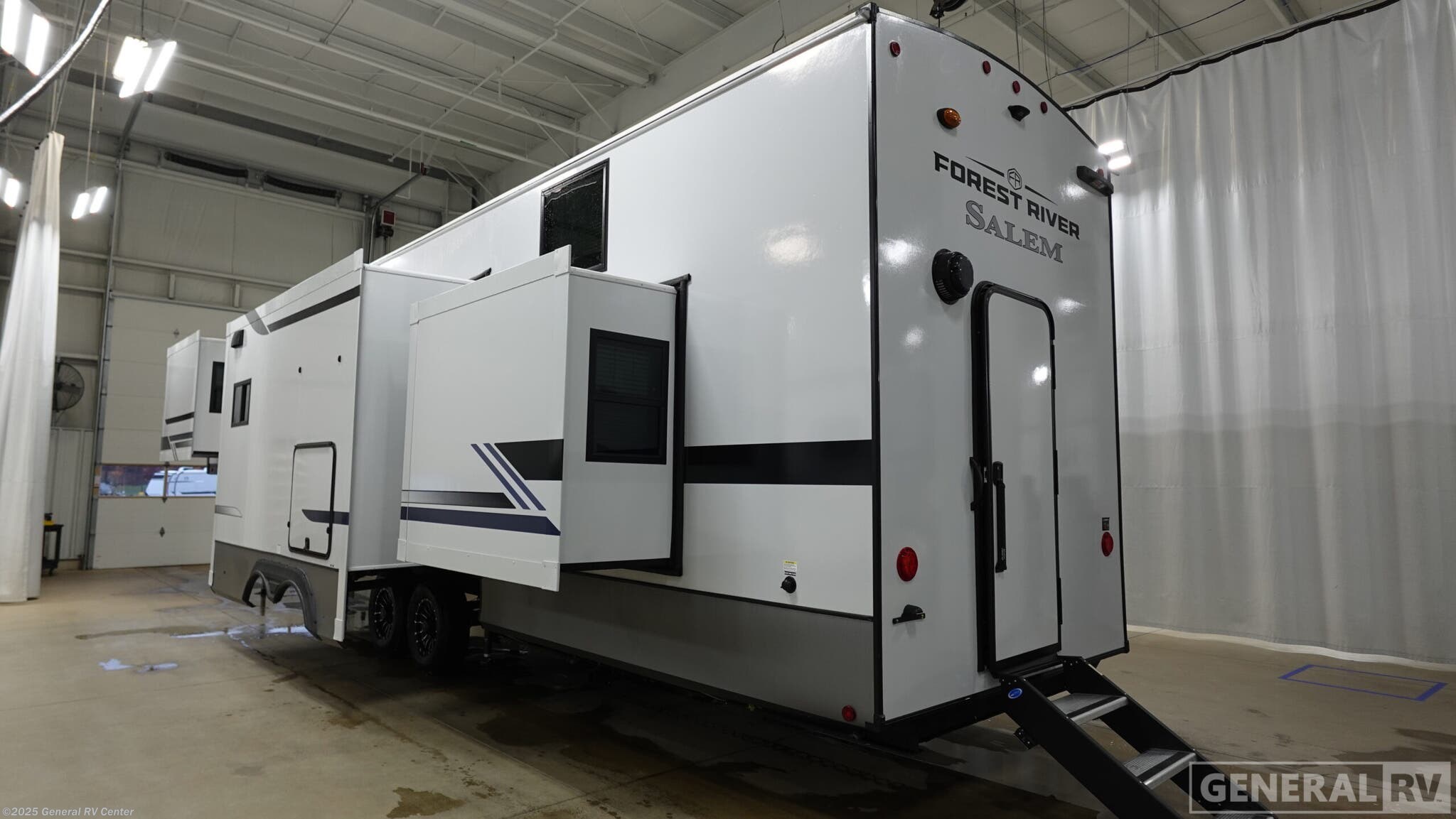 Contact us now about this 2026 Forest River SALEM-HEM 376FAM! 2026 SALEM-HEM 376FAM by Forest River from General RV Center in West Palm Beach, Florida