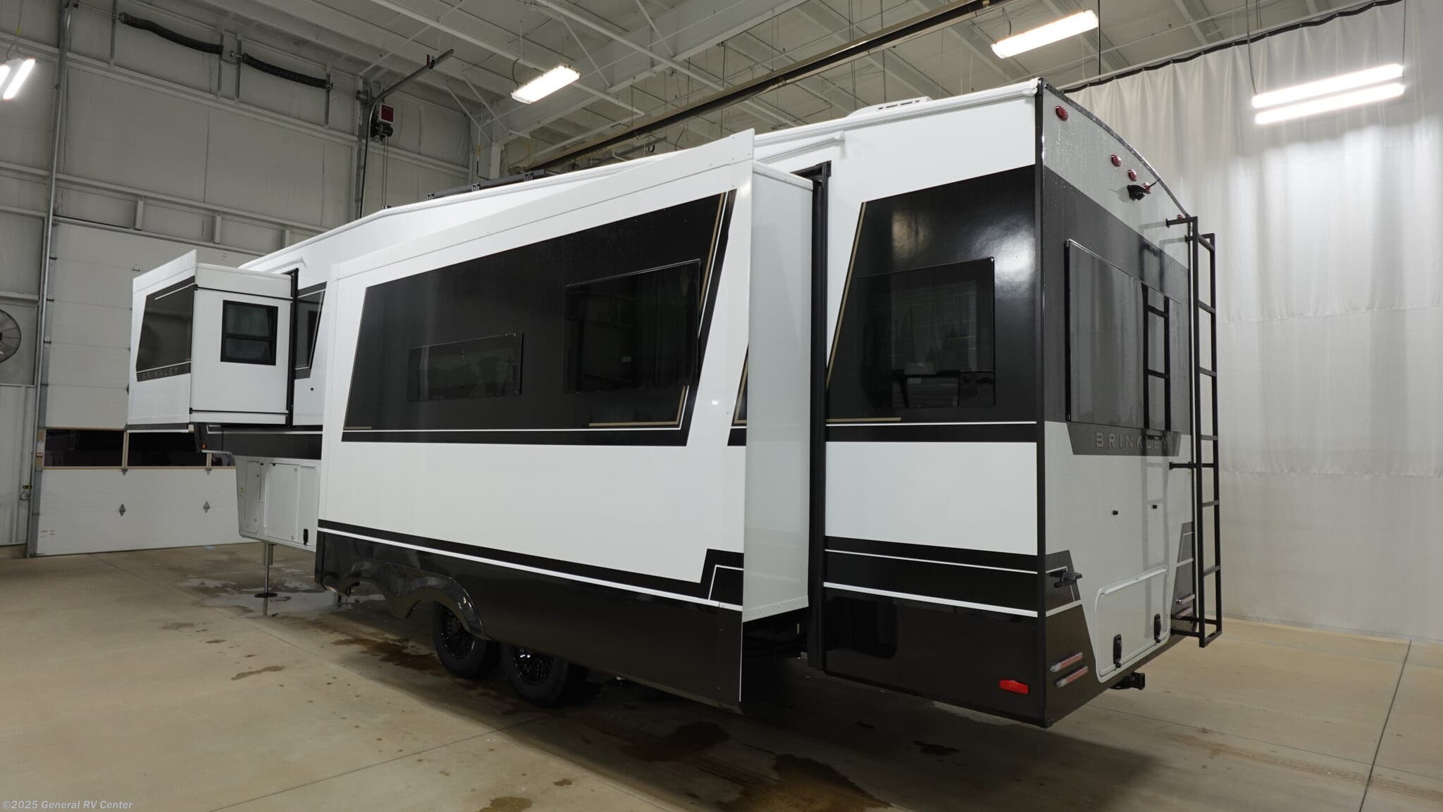 Contact us now about this 2026 Brinkley RV Model Z 3100! 2026 Model Z 3100 by Brinkley RV from General RV Center in West Palm Beach, Florida